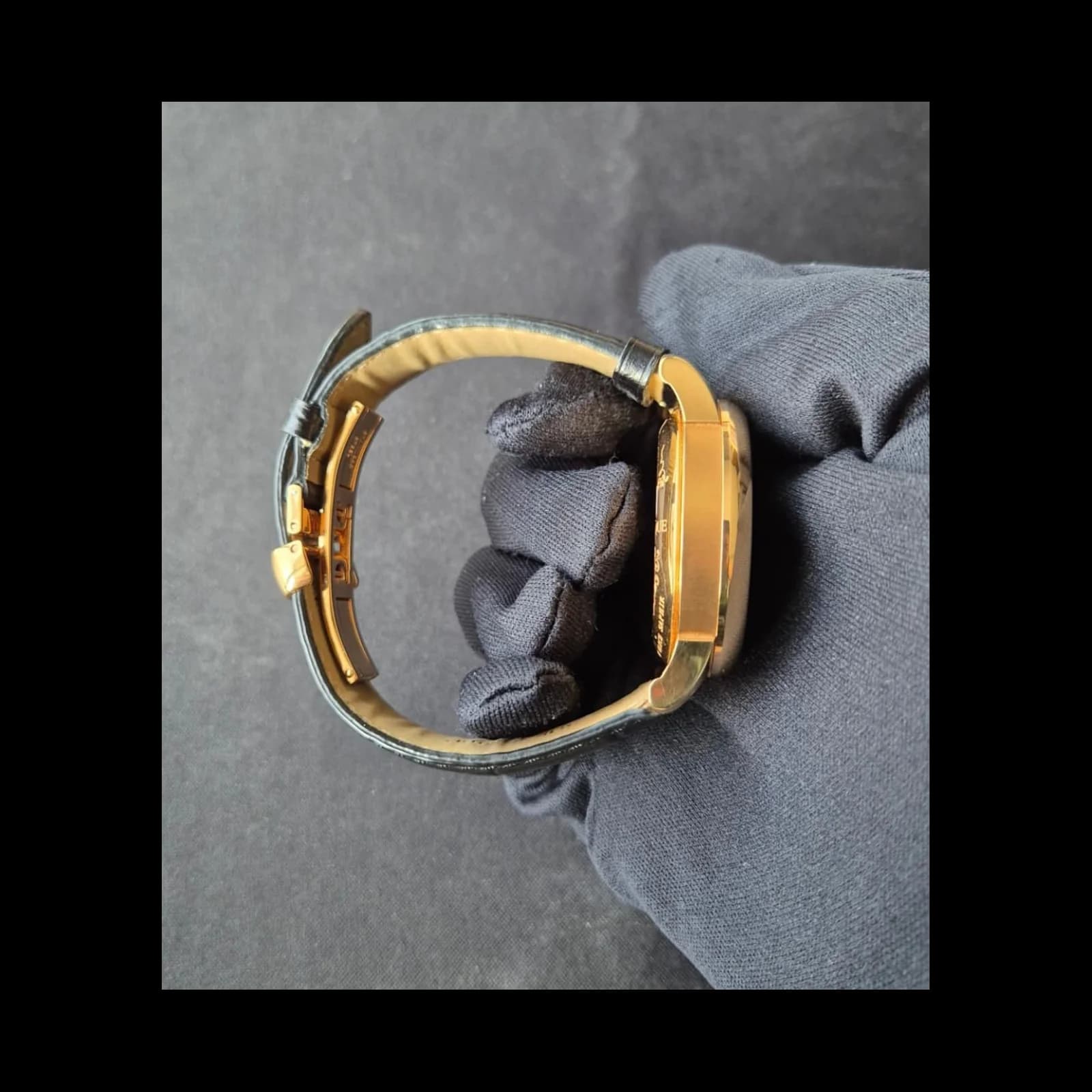 Thumb Le Locle Automatic