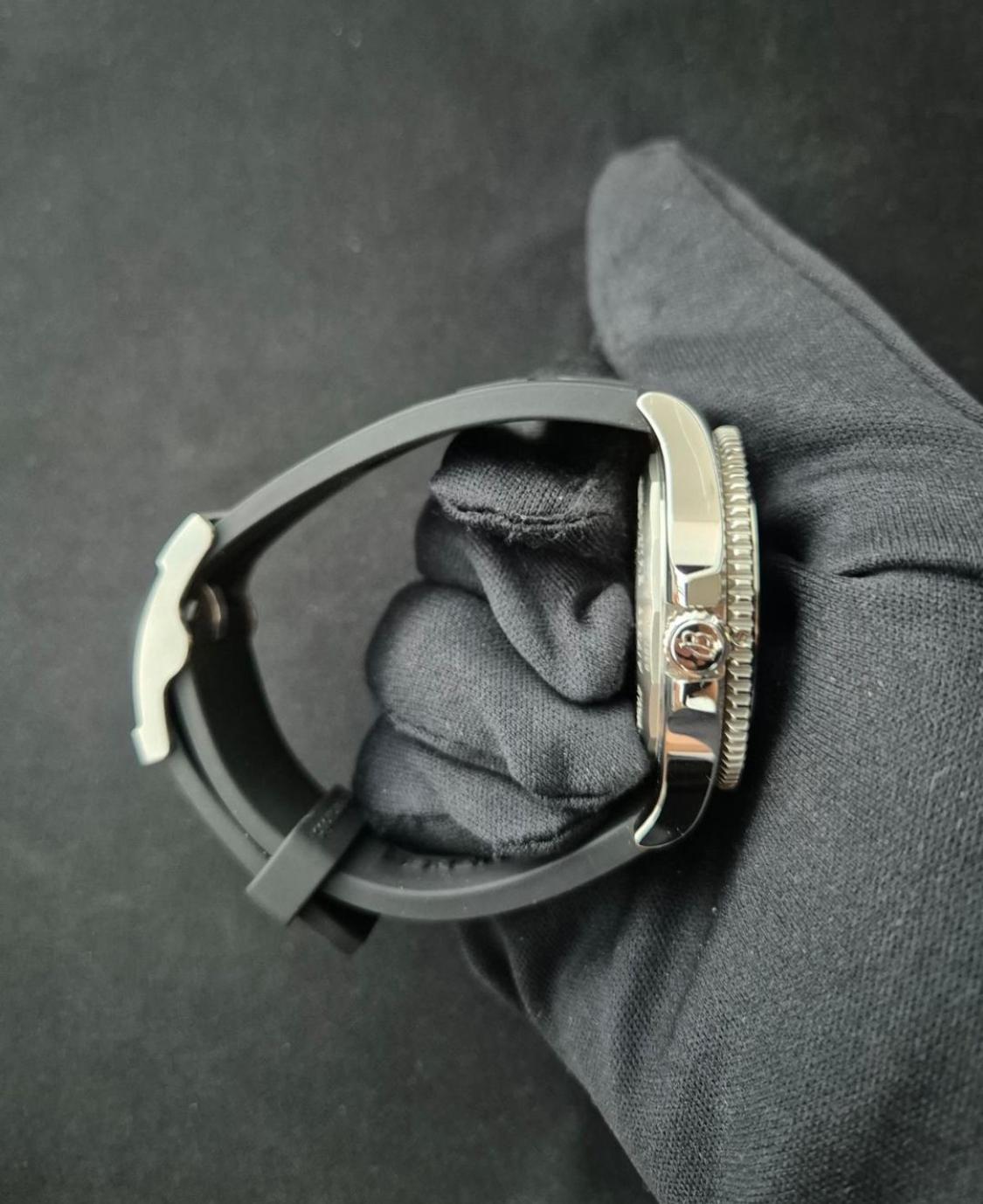 Thumb Superocean 42 Stainless Steel / Black / Rubber / Pin
