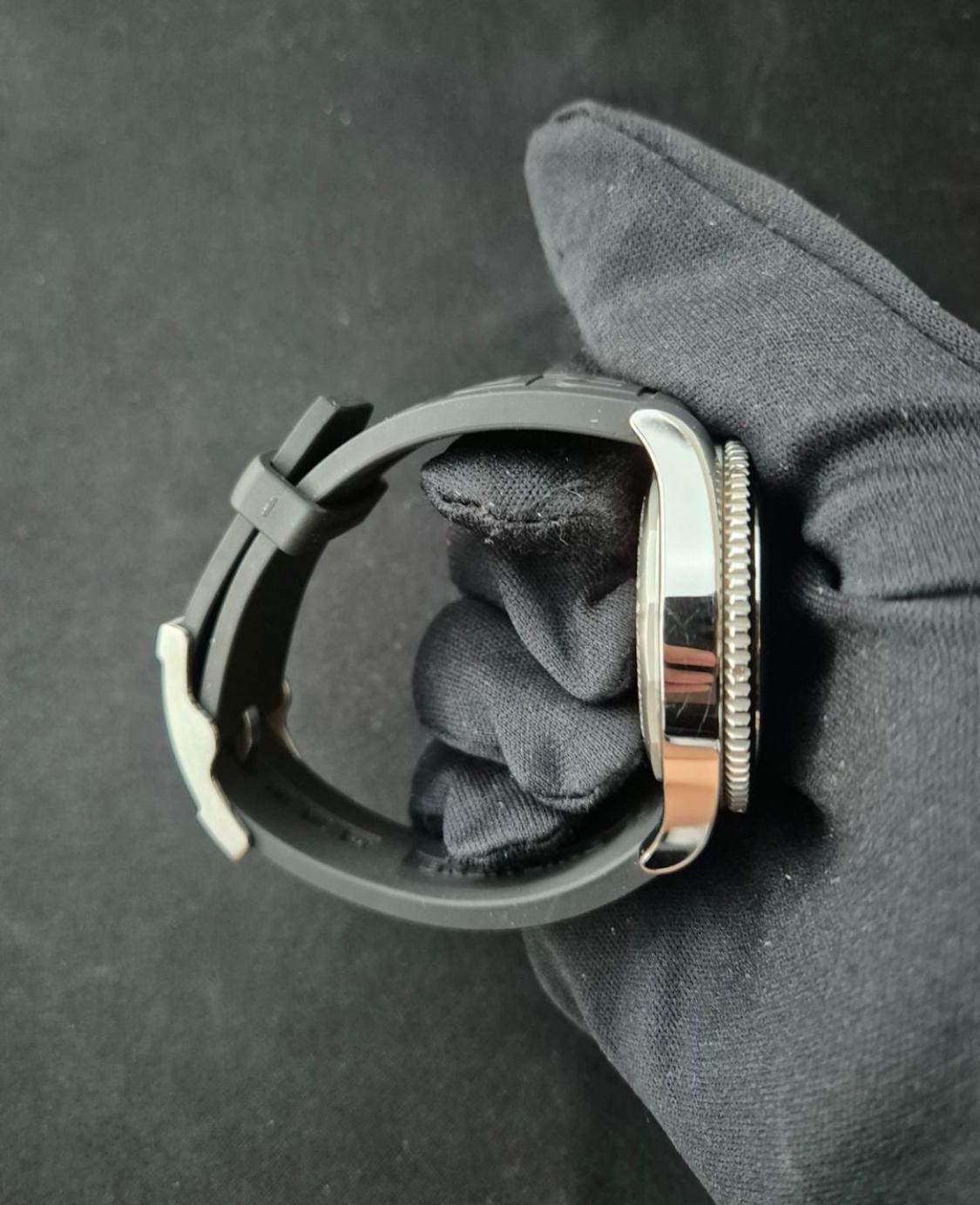 Thumb Superocean 42 Stainless Steel / Black / Rubber / Pin