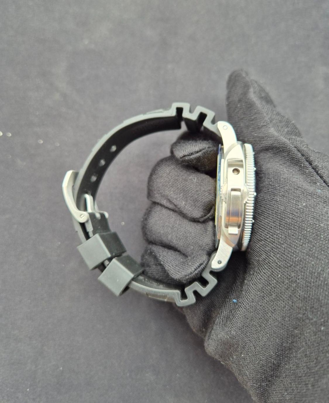 Thumb Luminor Submersible 42 3 Days Automatic Stainless Steel / Black