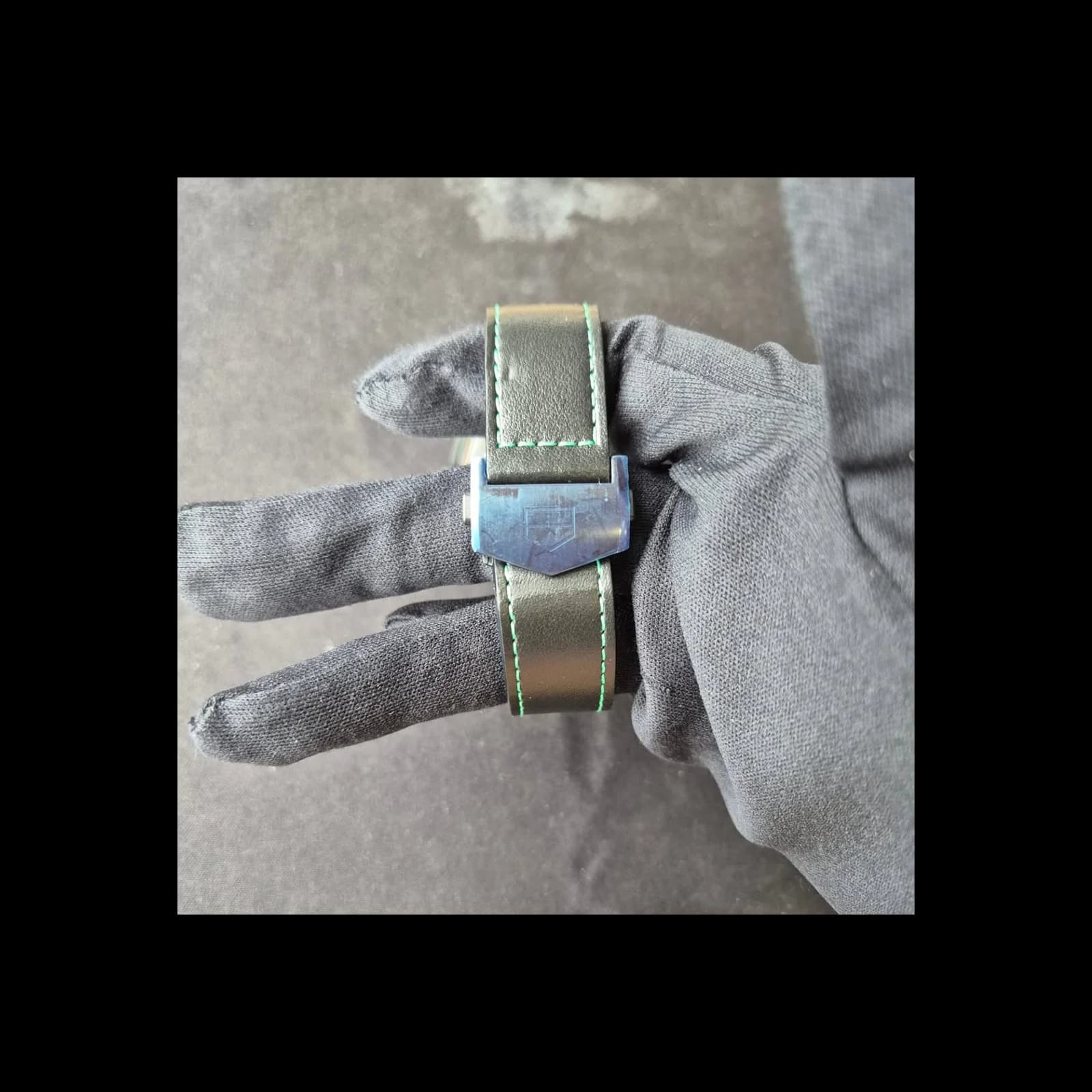 Thumb Connected Calibre E4 Golf Edition
