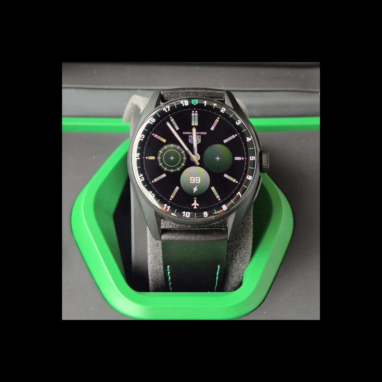 Thumb Connected Calibre E4 Golf Edition
