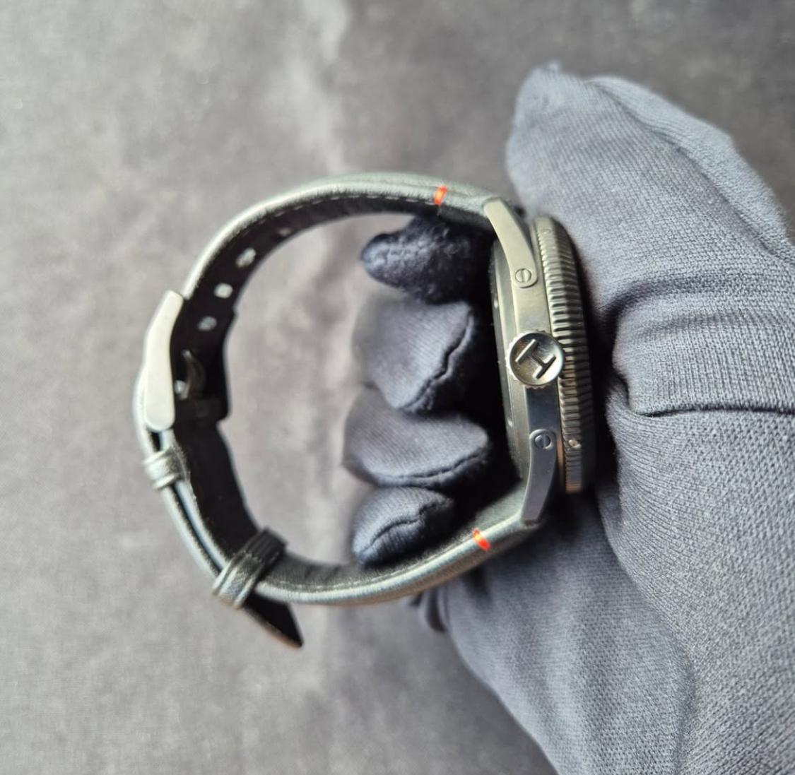 Thumb Khaki Pilot Takeoff Air Zermatt