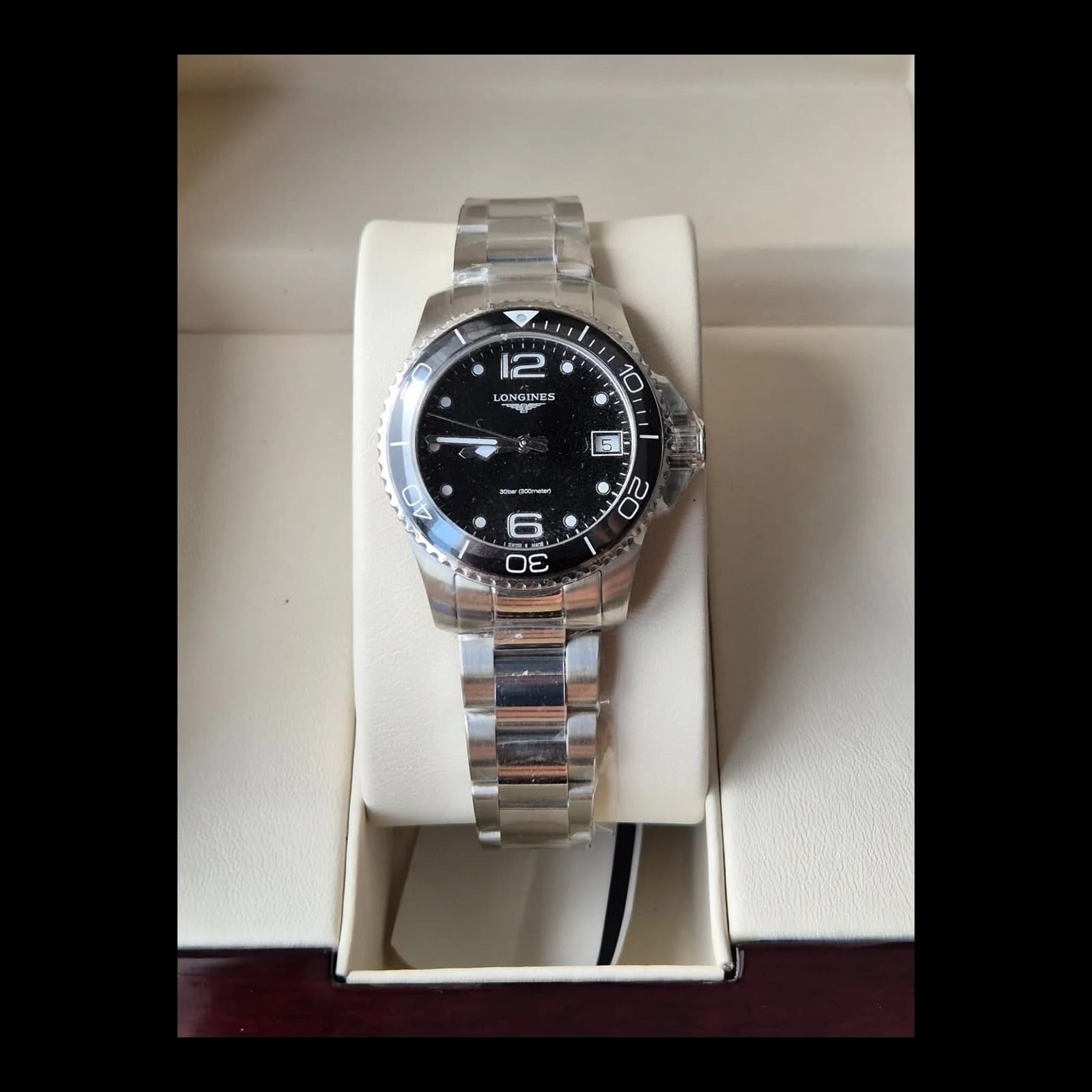 Thumb HydroConquest 32 Quartz Stainless Steel / Black / Bracelet