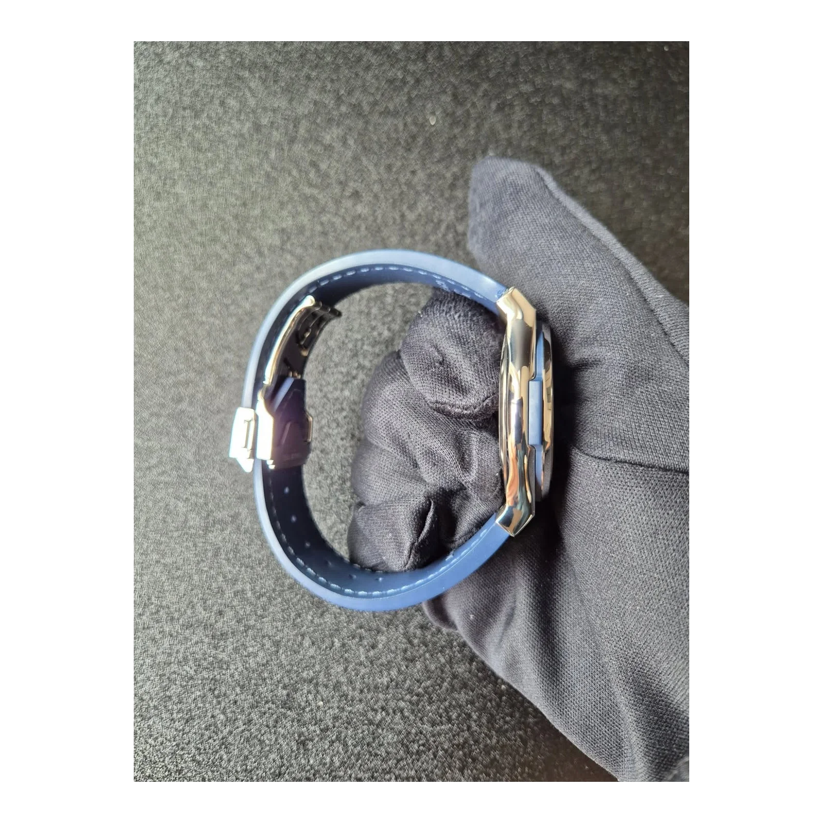 Thumb Classic Fusion 42 Titanium / Blue / Rubber