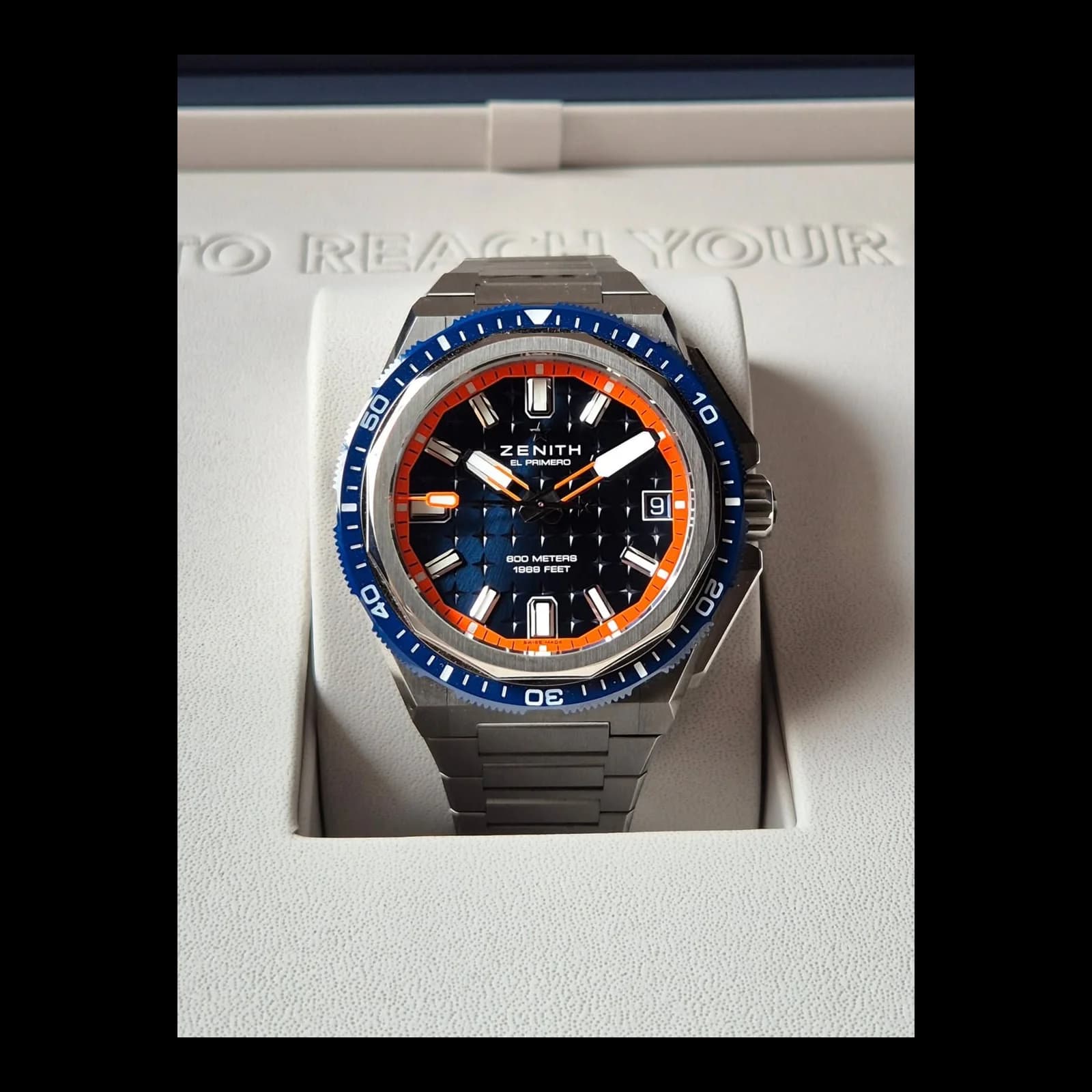 Thumb  Defy Extreme Diver Blue