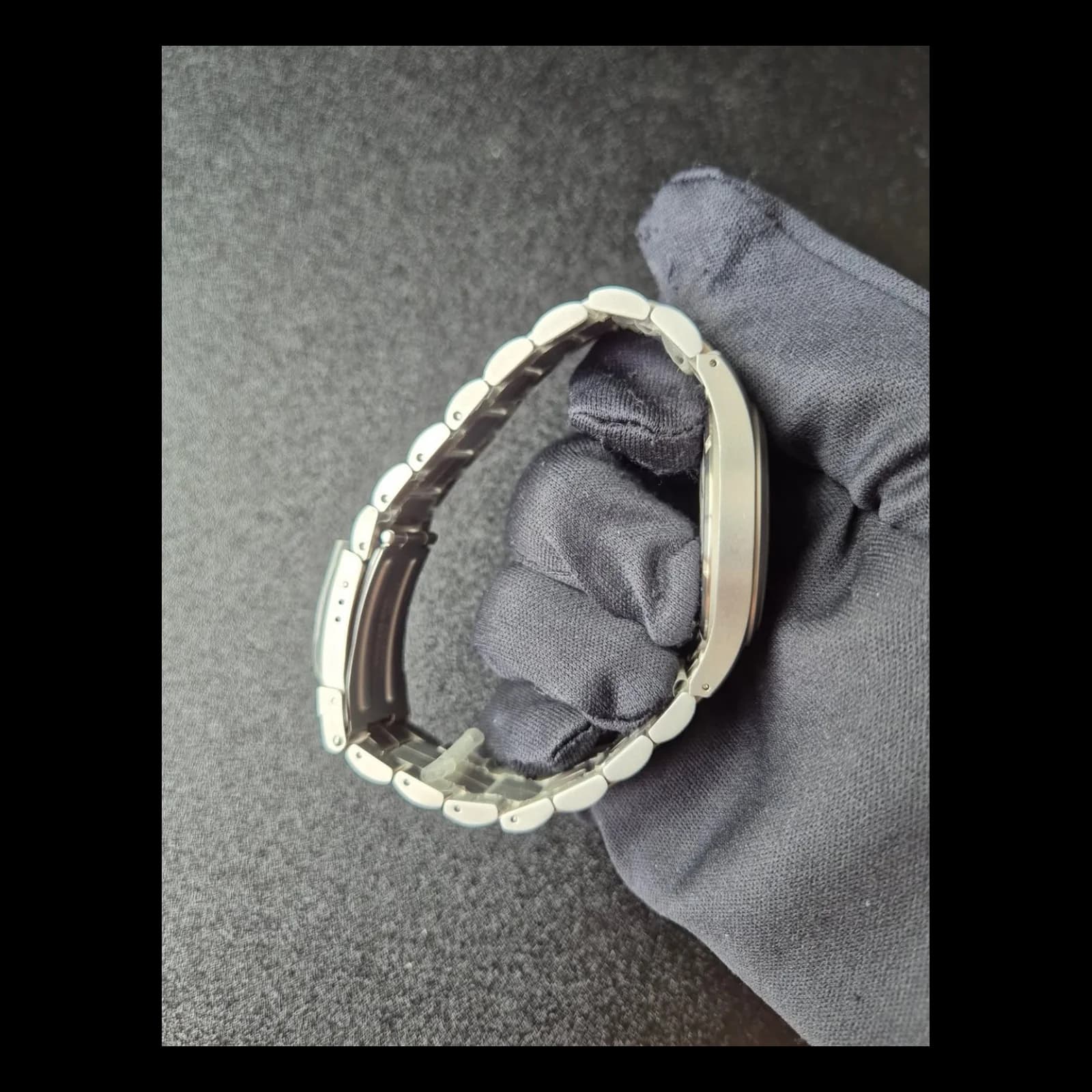 Thumb Khaki Field Mechanical 38 Black / Bracelet