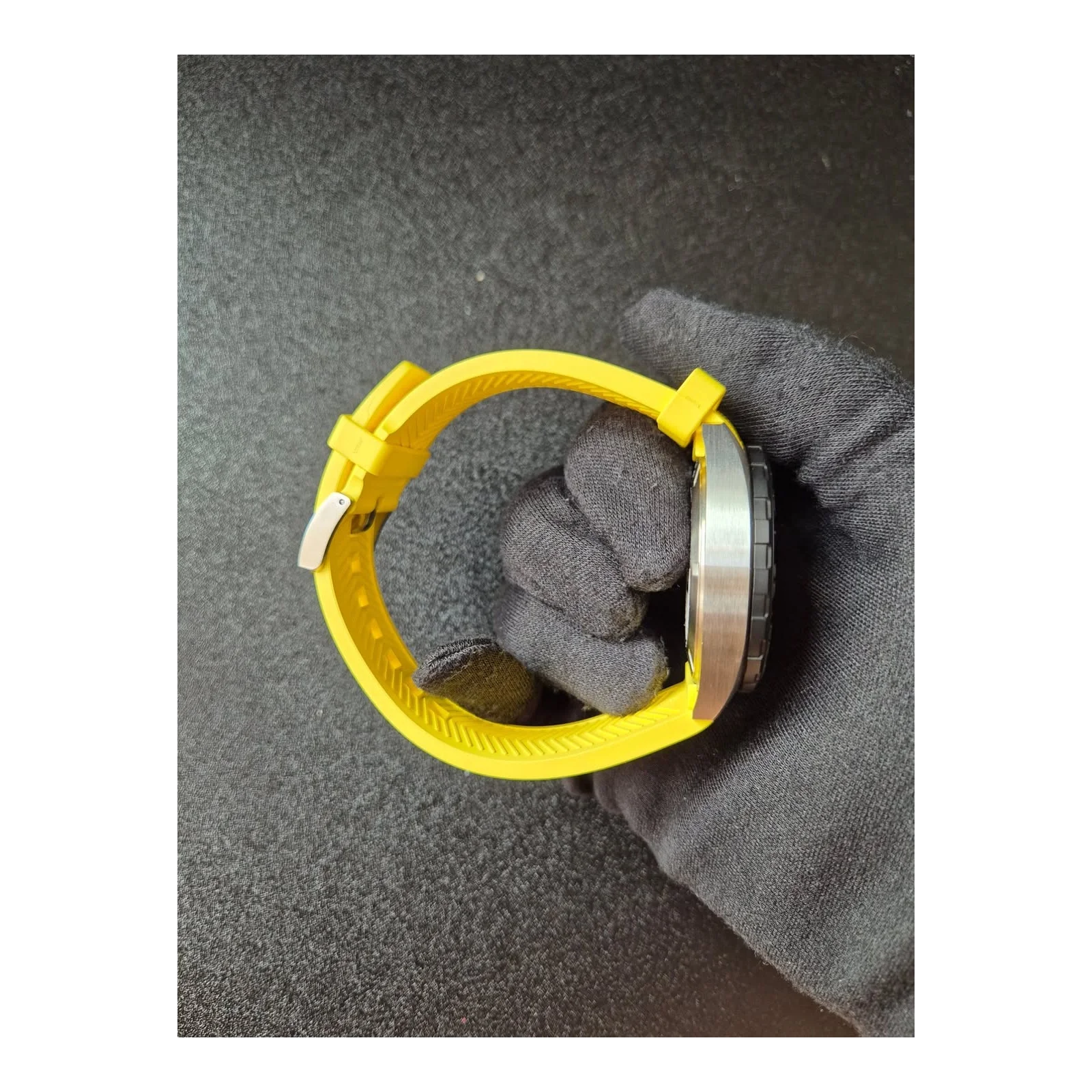 Thumb Formula 1 Quartz Chronograph Stainless Steel / Yellow