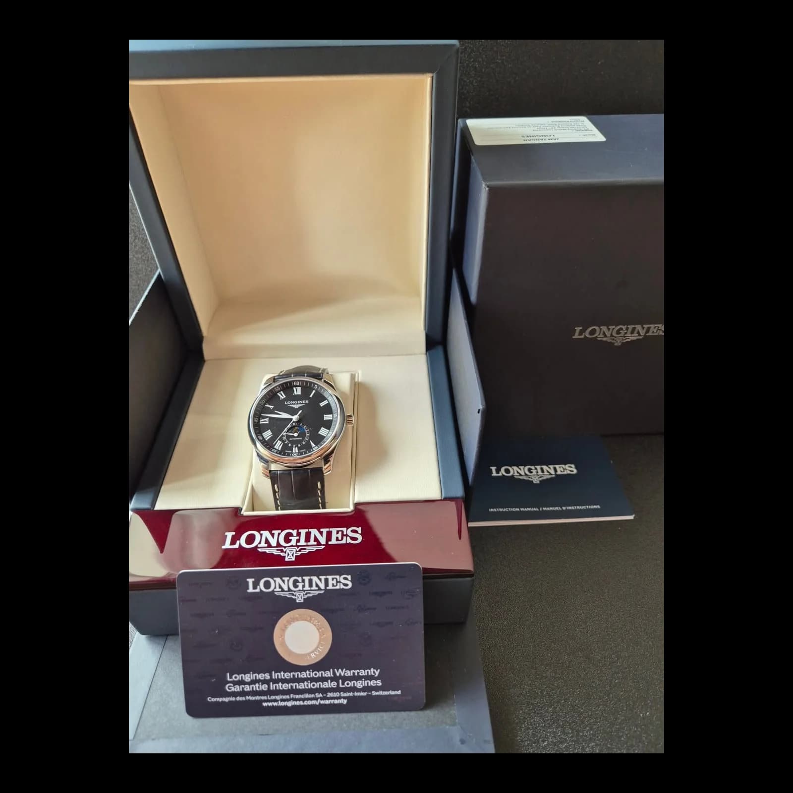 Thumb Master Collection 40 Moonphase Stainless Steel / Black-Roman / Alligator