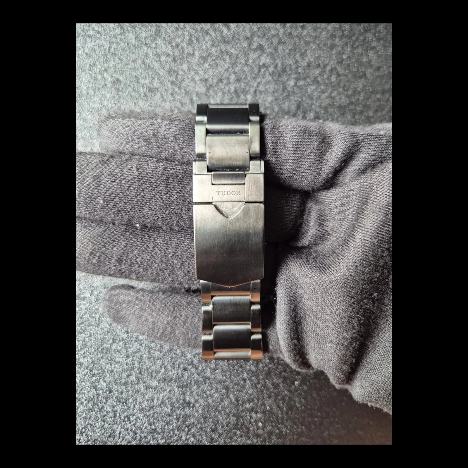 Thumb Heritage Black Bay Black Dark / Straight End Bracelet