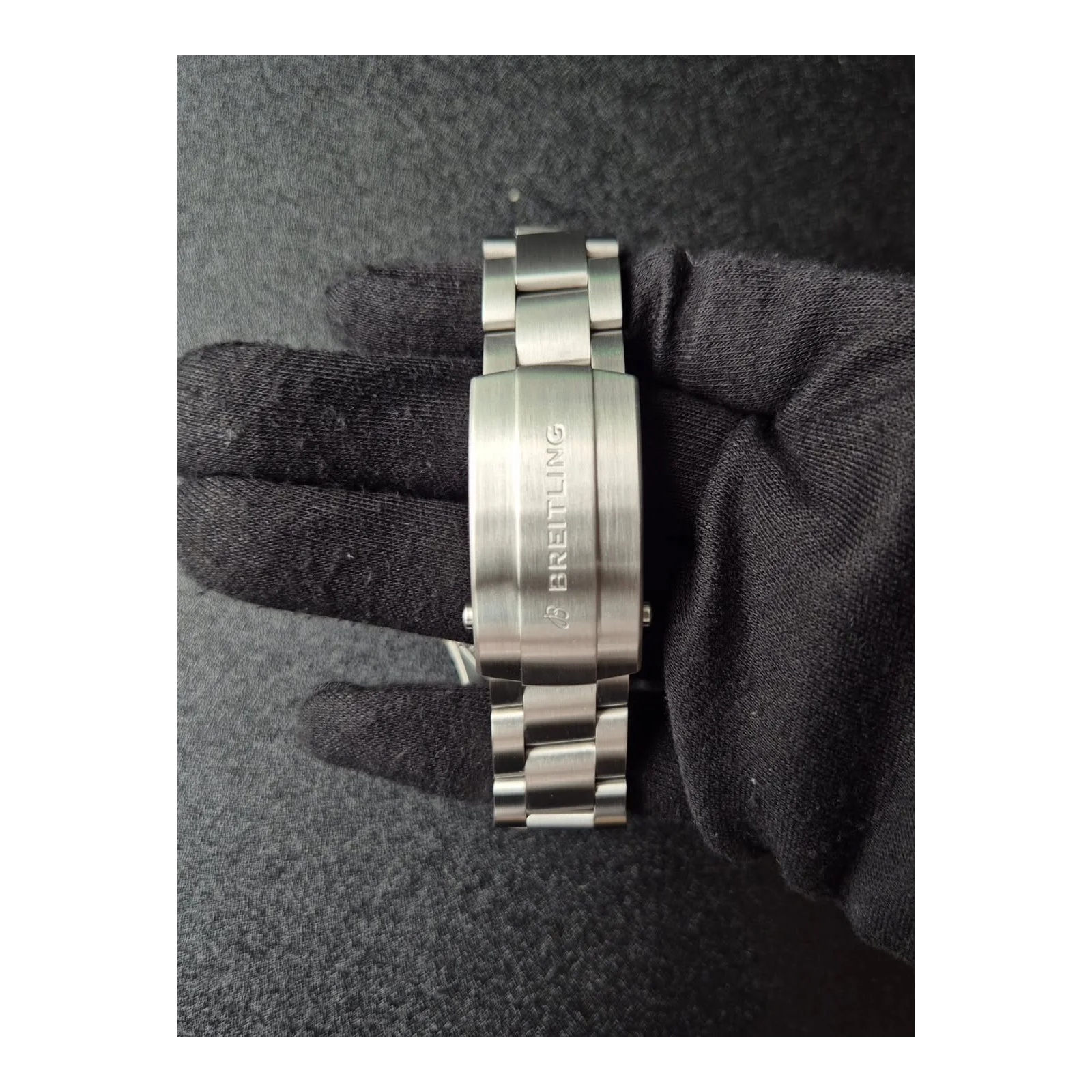 Thumb Avenger Automatic 42 / Green / Stainless Steel