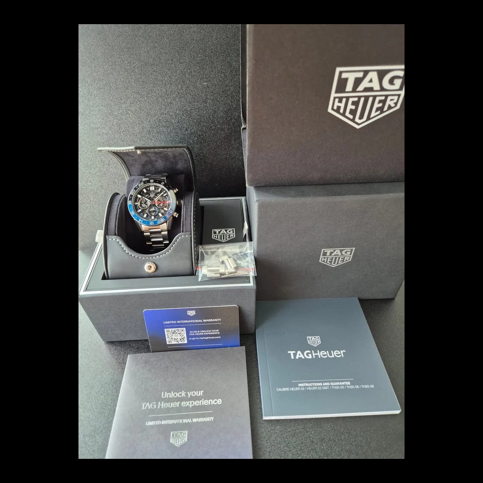 Thumb Carrera Calibre Heuer 02 GMT Stainless Steel / Skeleton / Bracelet
