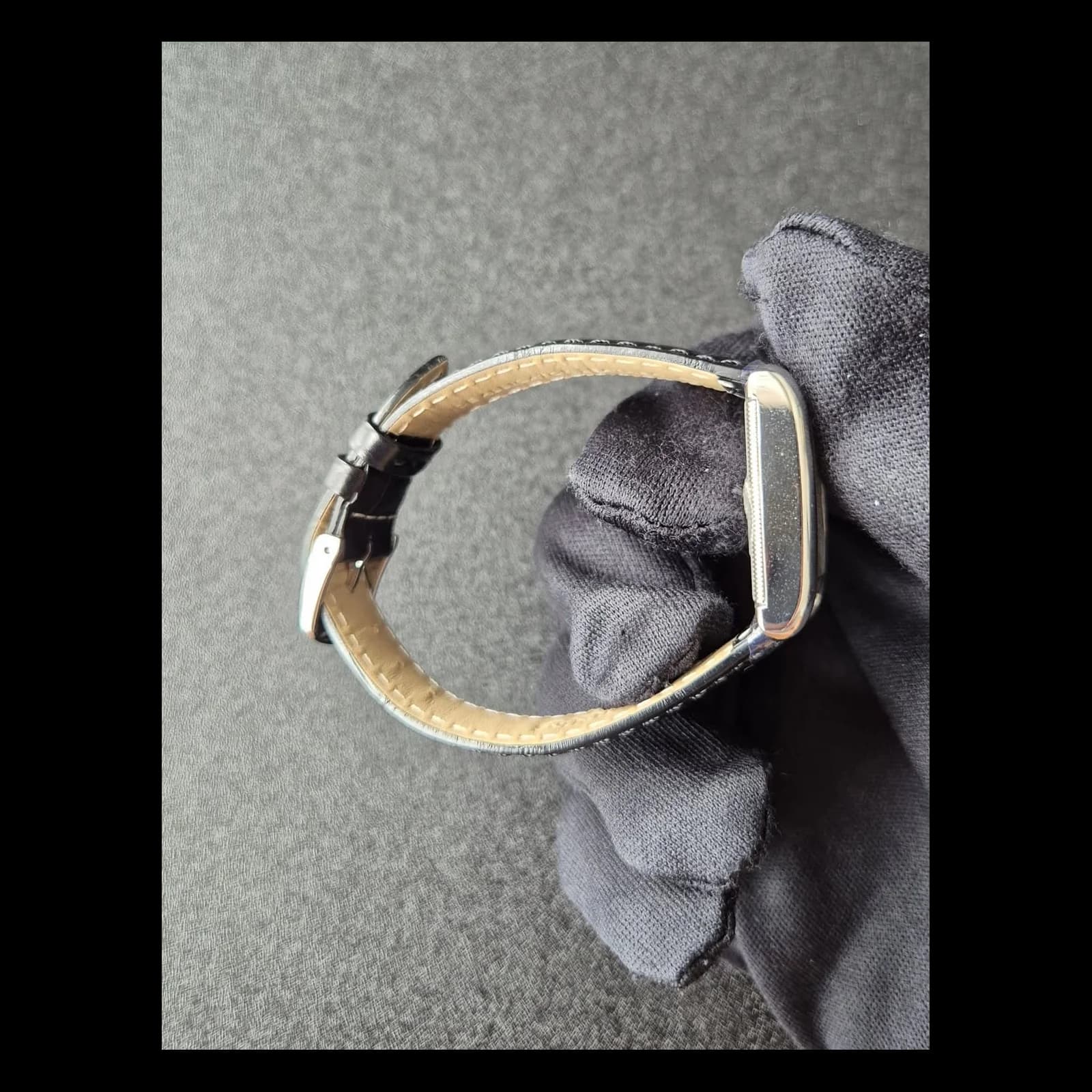 Thumb Mini DolceVita 21.5 Quartz Stainless Steel / Silver
