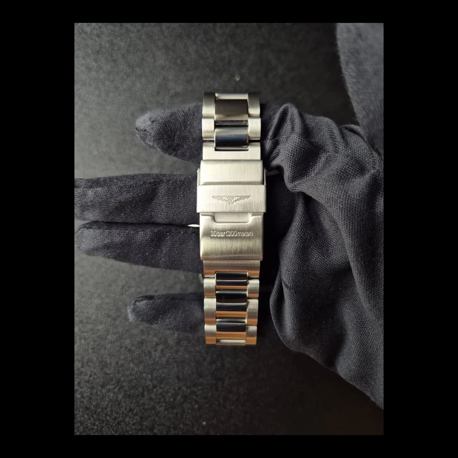 Thumb HydroConquest 41 Automatic Stainless Steel / Ceramic / Black / Bracelet