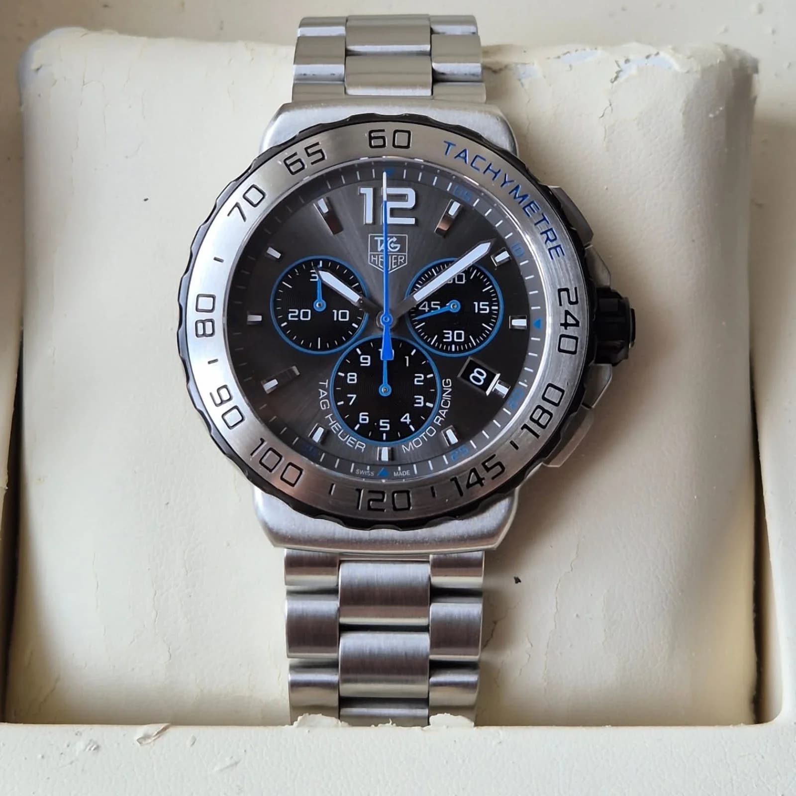 Thumb Formula 1 Quartz Chronograph 42 Stainless Steel / Grey / Bracelet