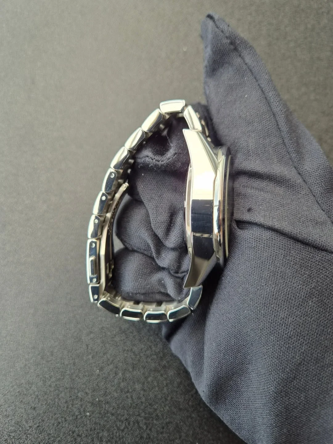 Thumb Carrera Calibre 16 Day Date 43 Stainless Steel / Silver / Bracelet