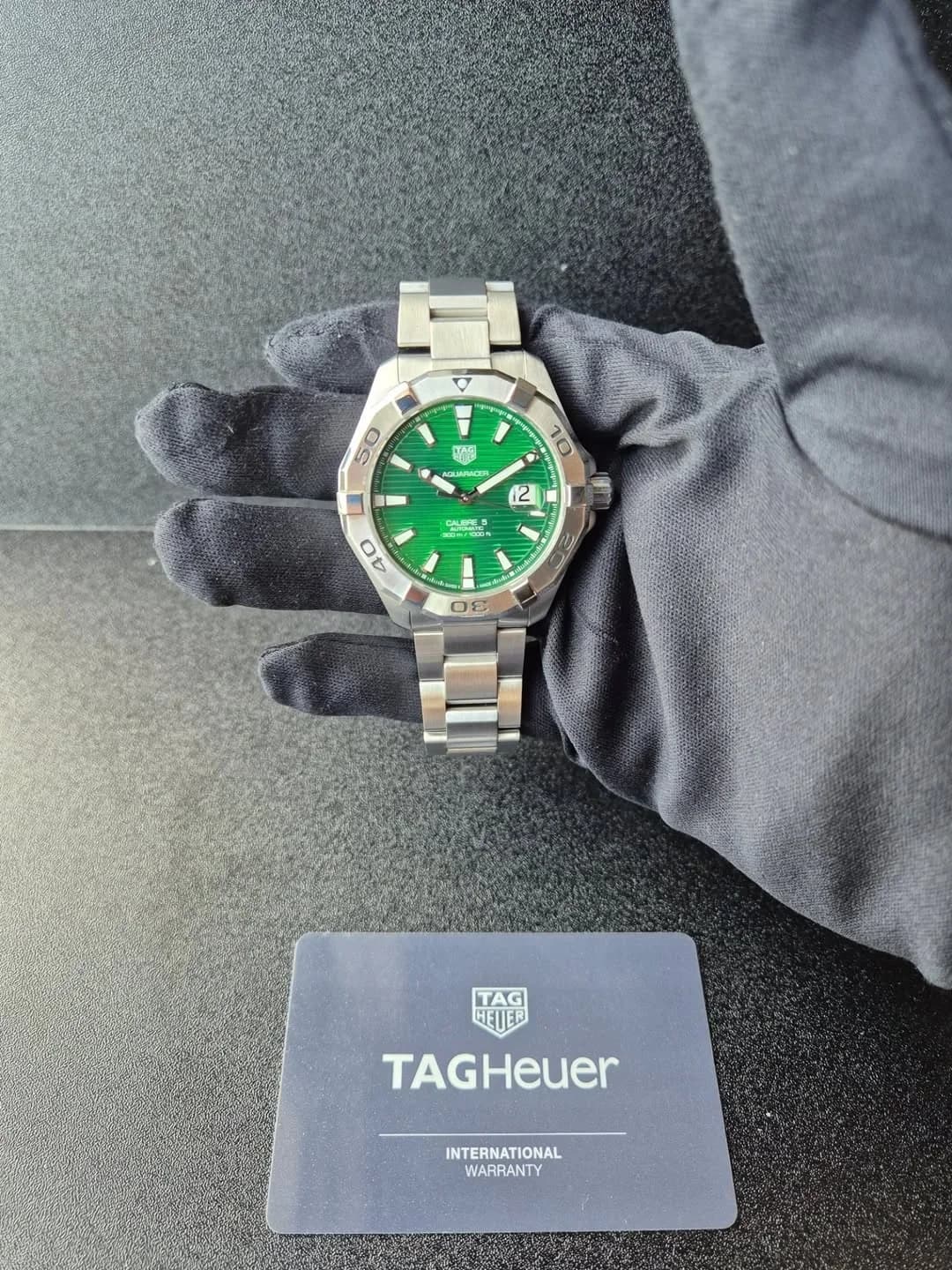 Thumb Aquaracer 300M Calibre 5 43 Stainless Steel / Green / Bracelet