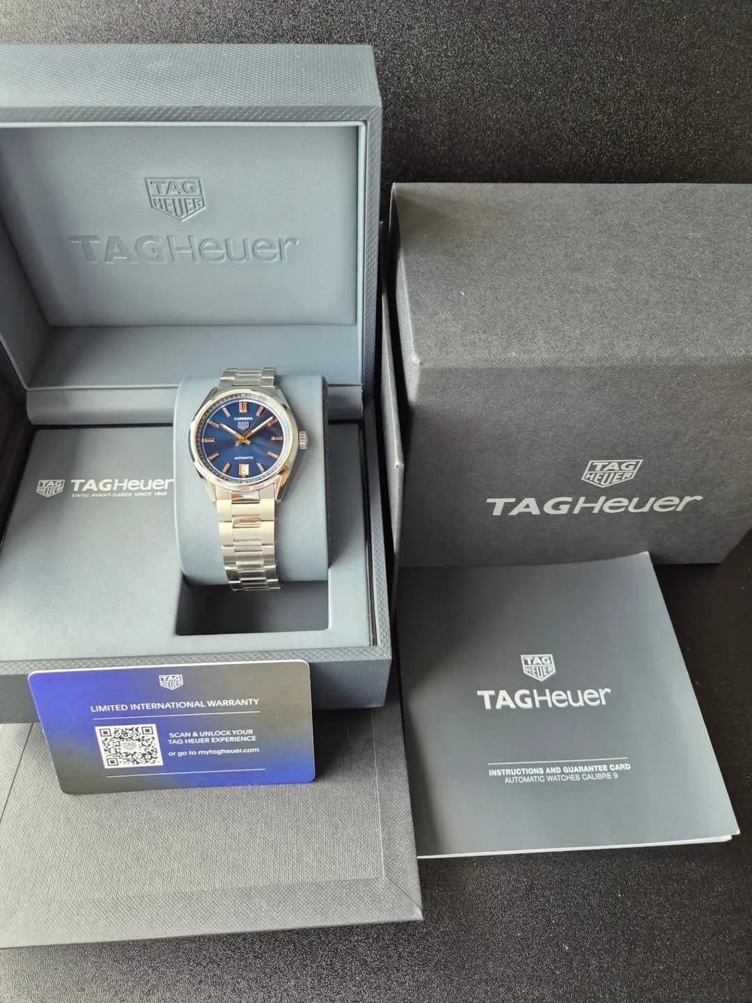 Thumb Carrera Date 36 Stainless Steel / Blue
