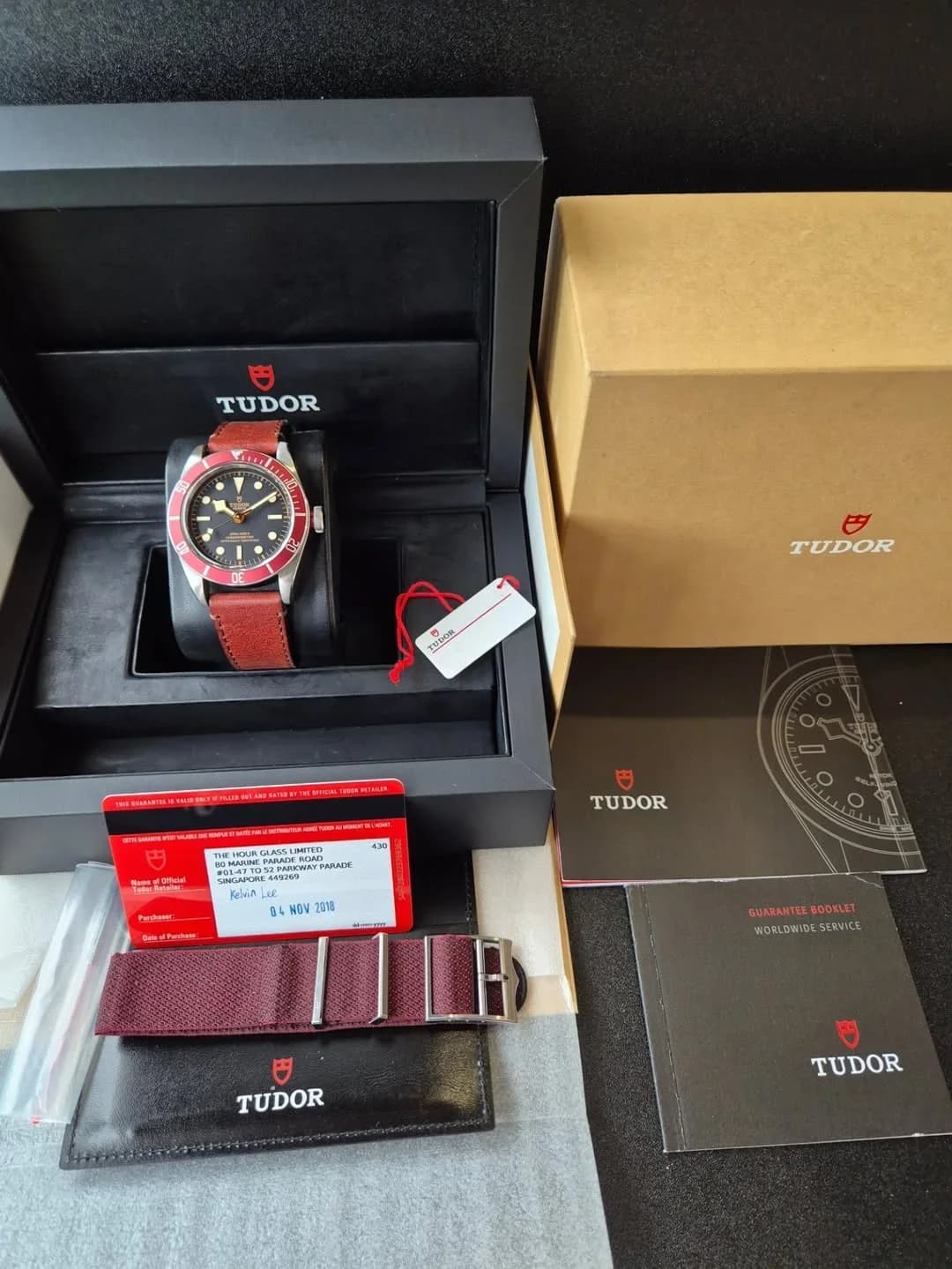 Thumb Heritage Black Bay Red Manufacture / Strap