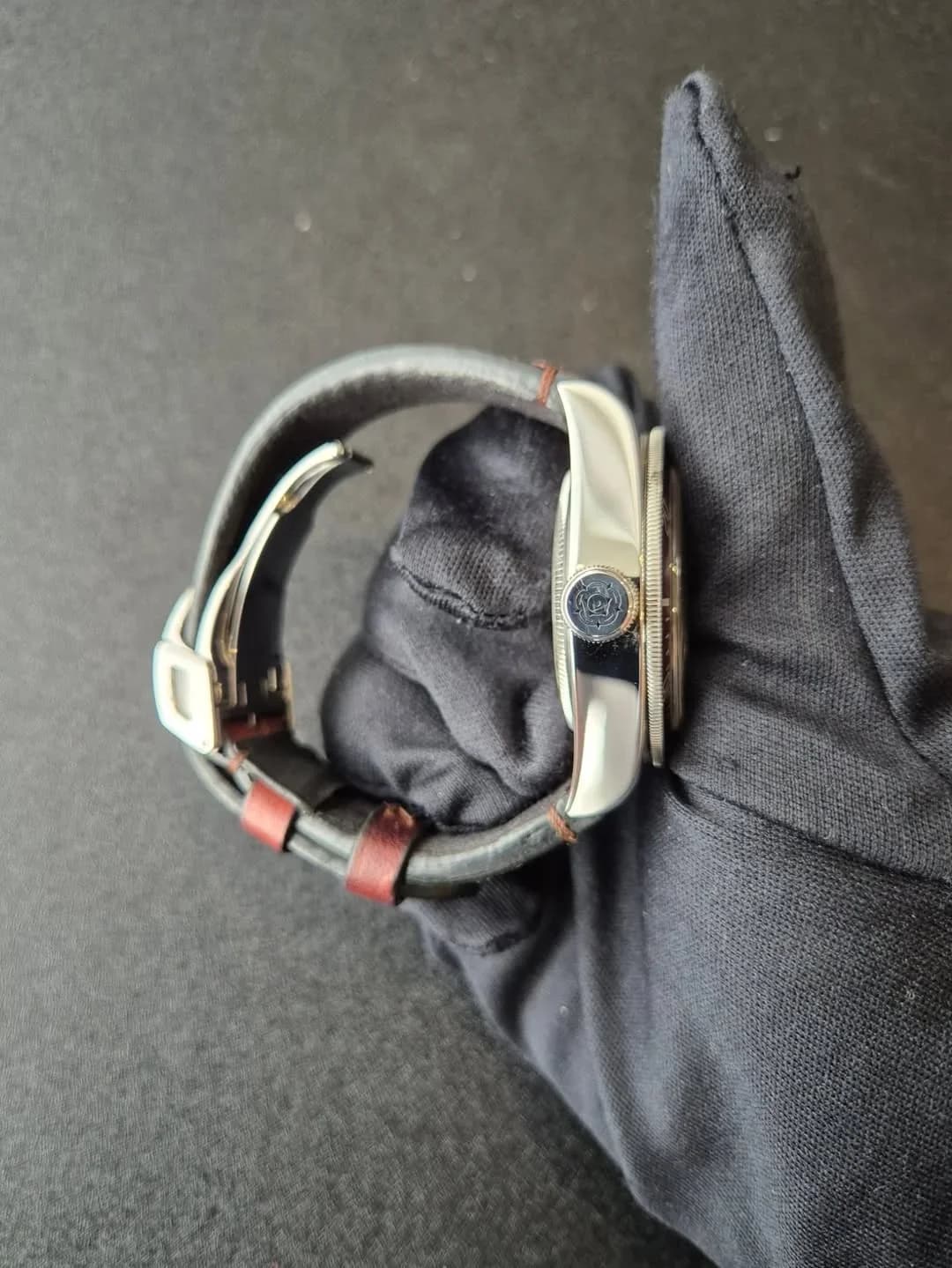 Thumb Heritage Black Bay Red Manufacture / Strap