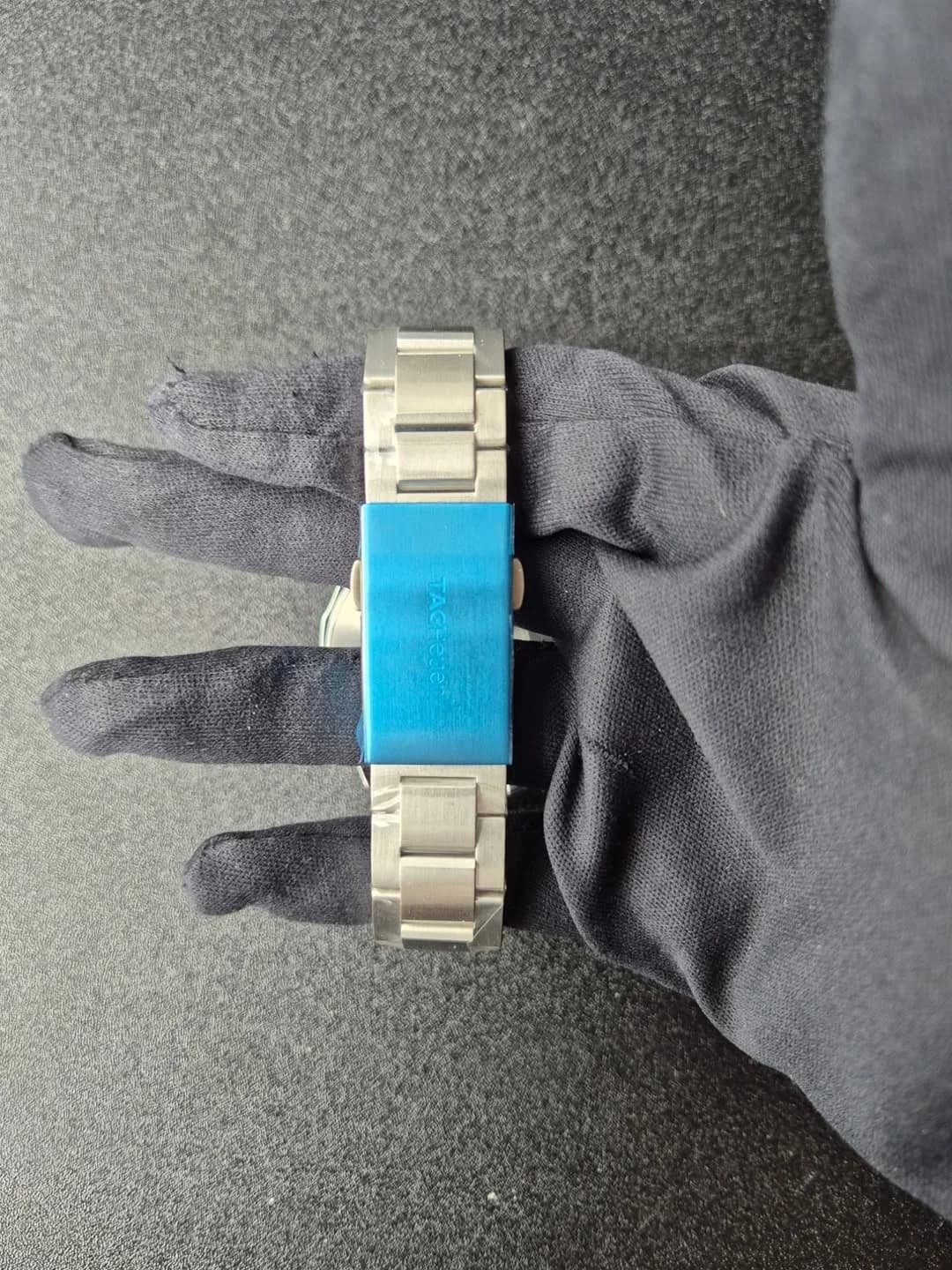 Thumb Aquaracer 300M Quartz 43 Stainless Steel / Black / Bracelet