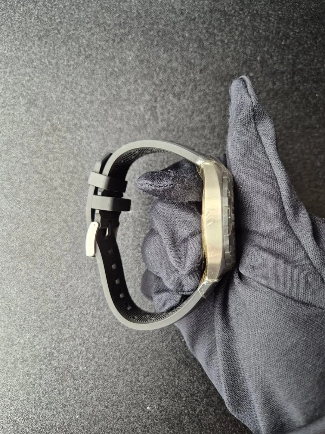 Thumb Formula 1 Quartz 41 Stainless Steel / Black / Rubber