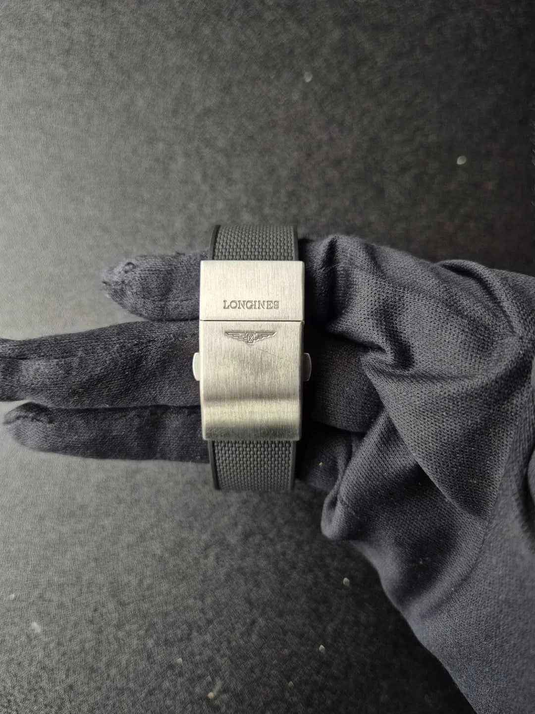 Thumb Conquest V.H.P. GMT 41 Stainless Steel / Black / Rubber