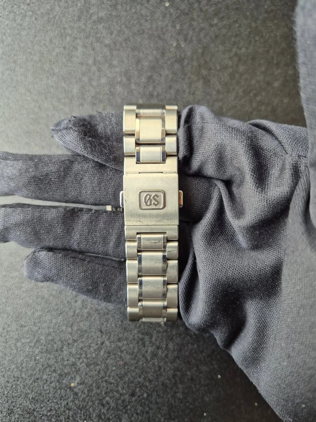 Thumb Spring Drive Titanium SBGA497 'Pink Snowflake'