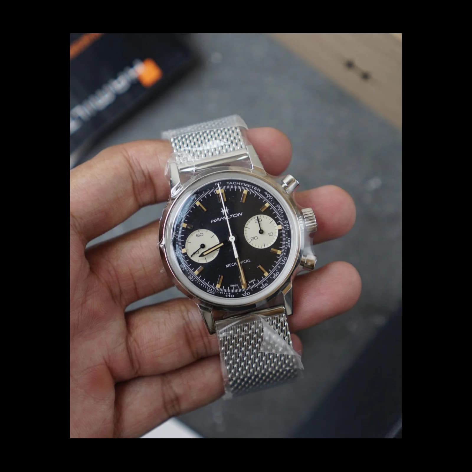 Thumb Intra-Matic Chronograph H Stainless Steel / Black / Mesh