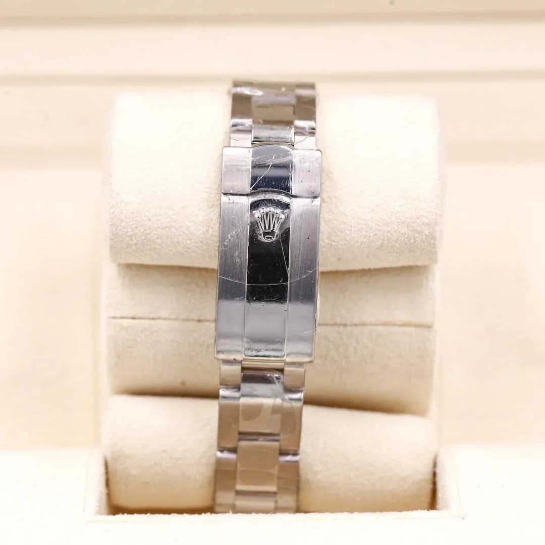 Thumb Lady-Datejust 28 Stainless Steel Domed / Oyster / Pink Roman
