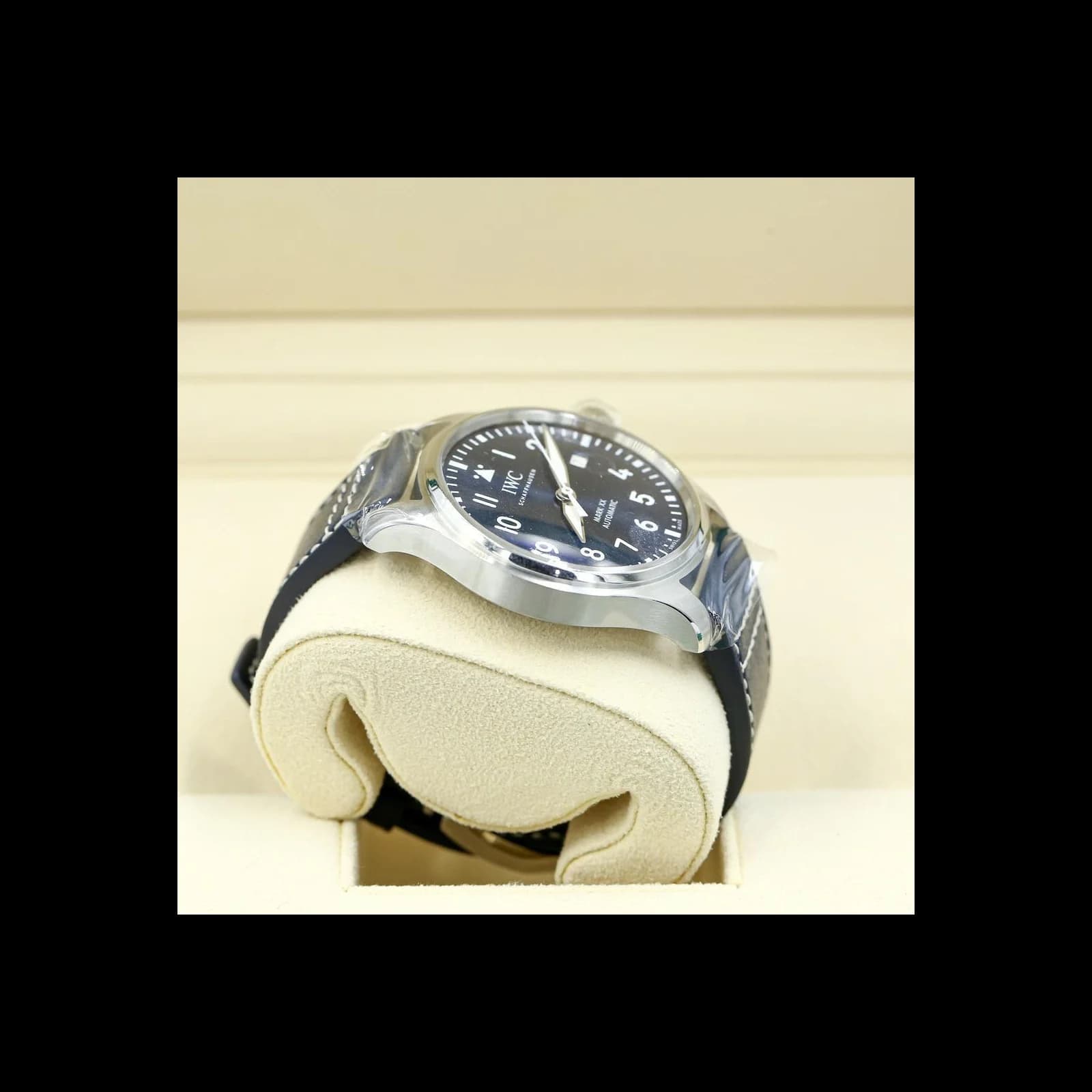 Thumb Pilot's Watch Mark XX Stainless Steel / Blue