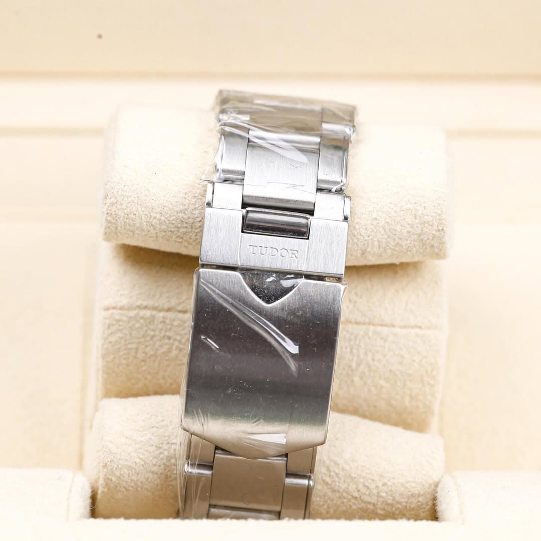 Thumb Heritage Black Bay Black Manufacture / Bracelet