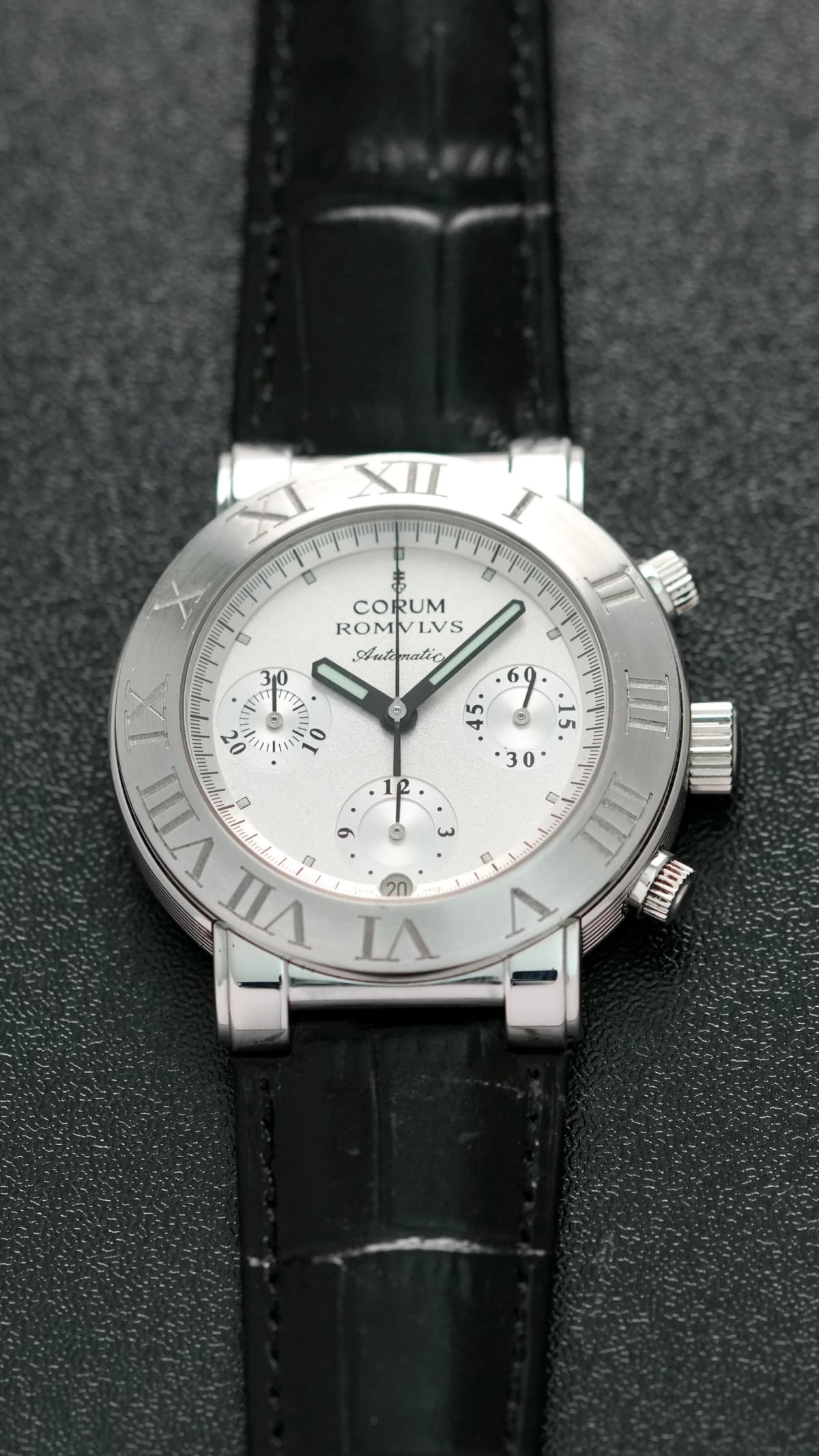 Thumb CORUM ROMULUS Chronograog