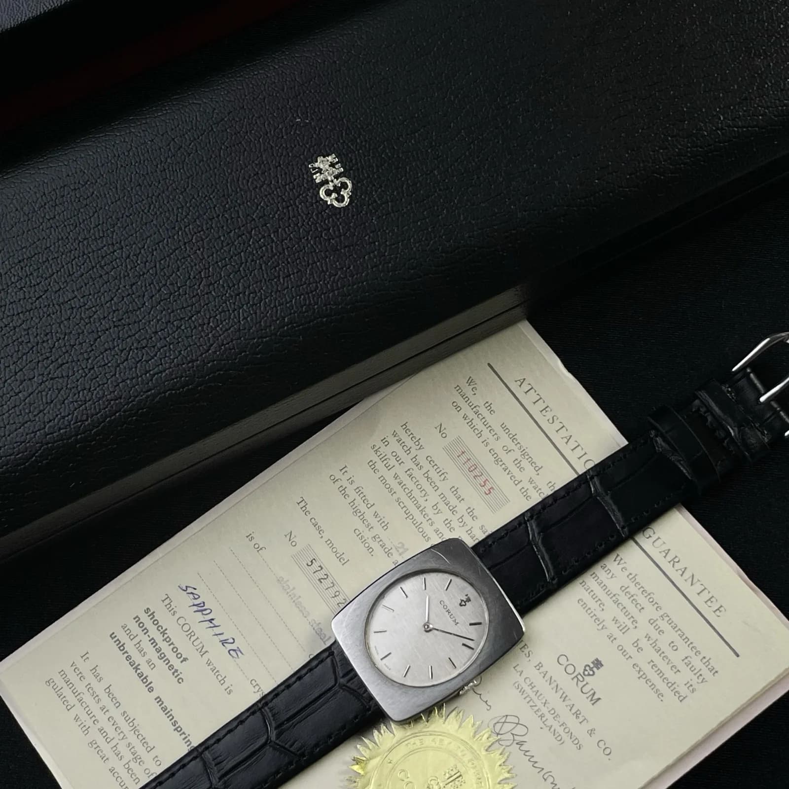 Thumb CORUM Rectangular