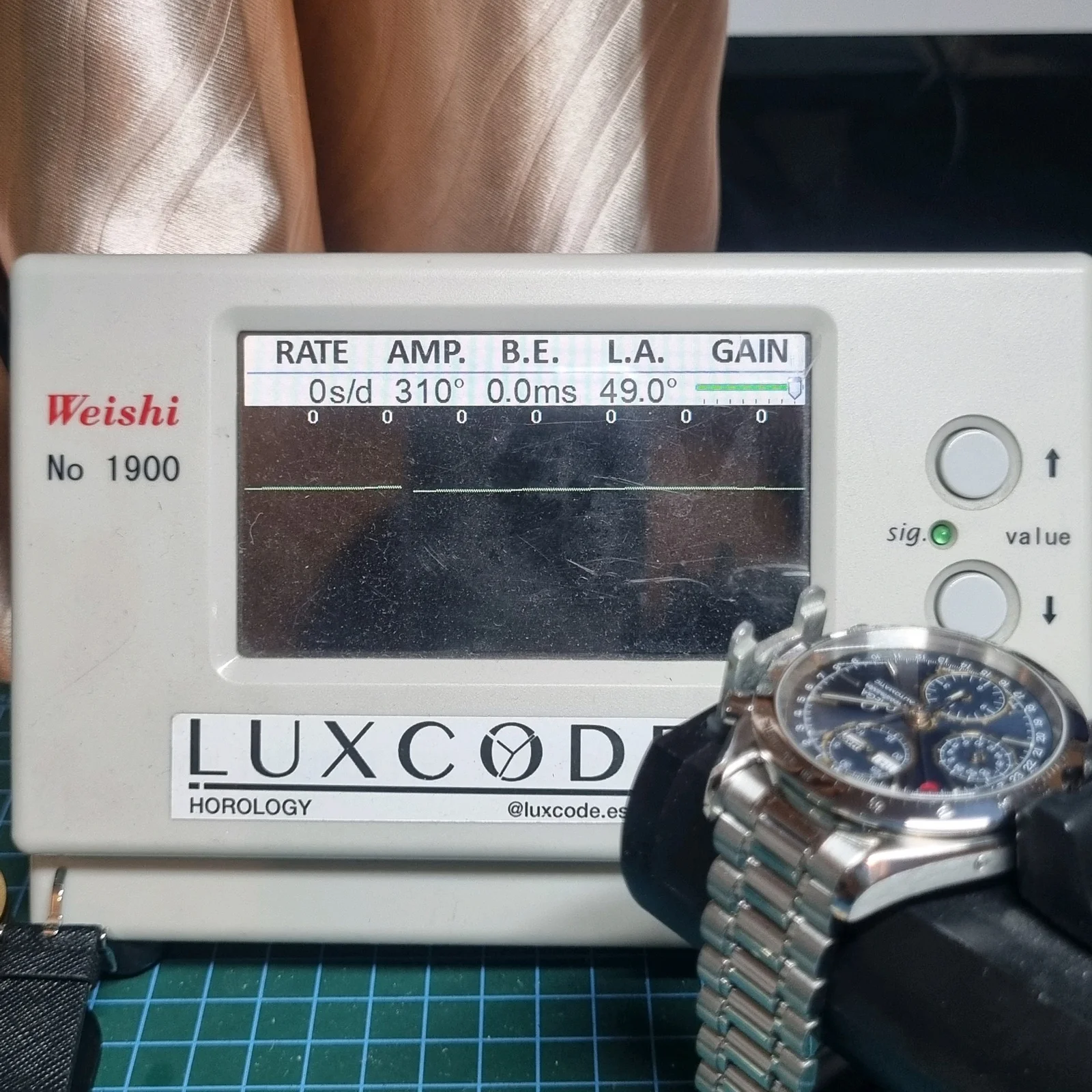 Thumb OMEGA SPEEDMASTER TRIPLE DATE MK40 BLUE