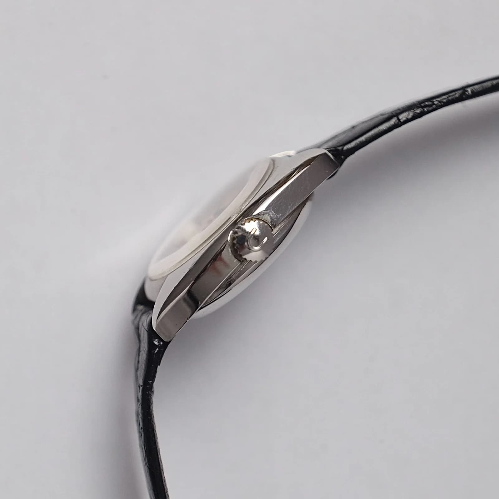Thumb LADIES UNIVERSAL GENEVE C-shape 824604