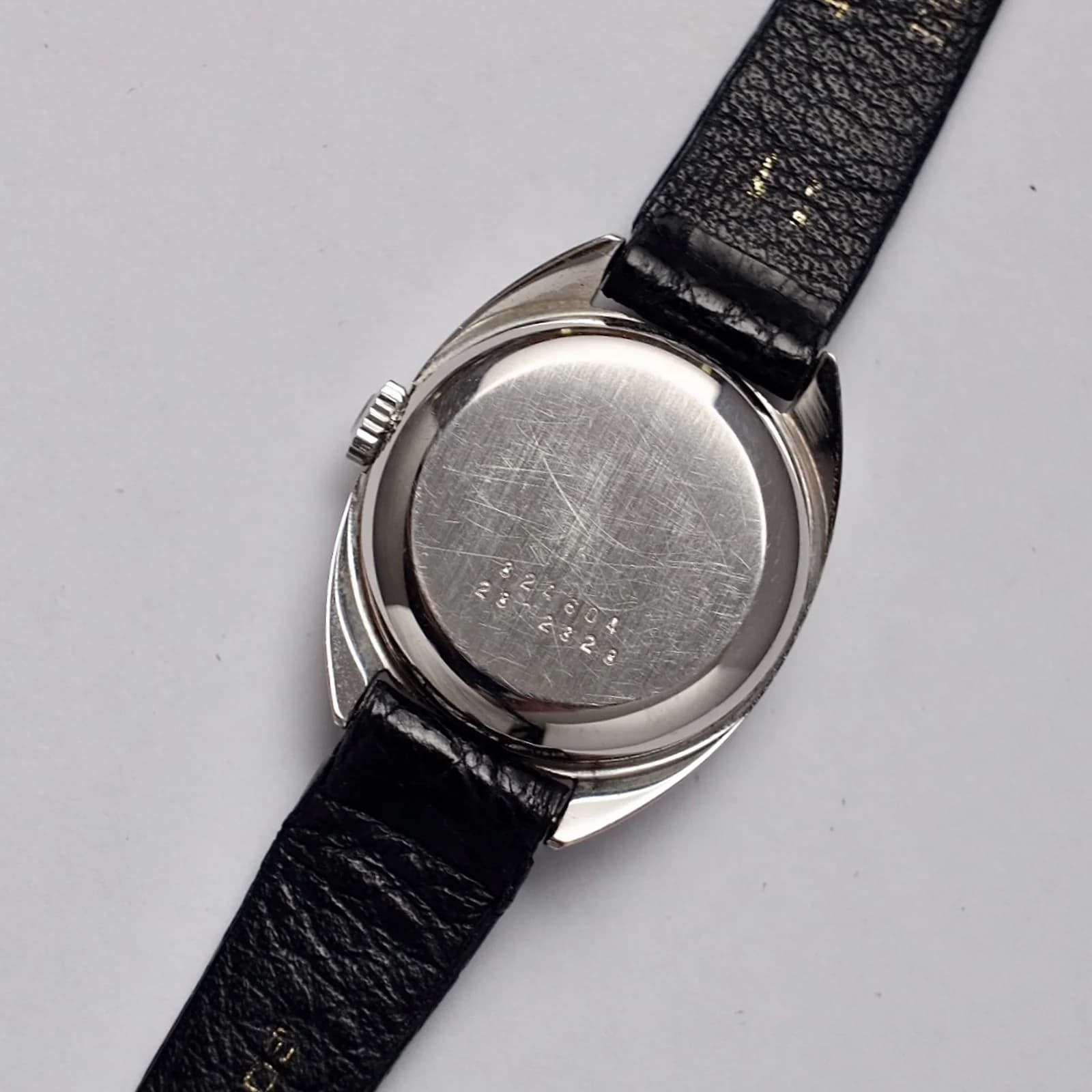Thumb LADIES UNIVERSAL GENEVE C-shape 824604