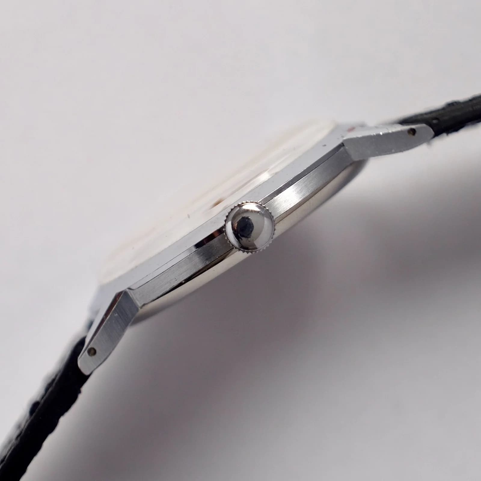 Thumb DOXA Calatrava Explorer Antimagnetique manual