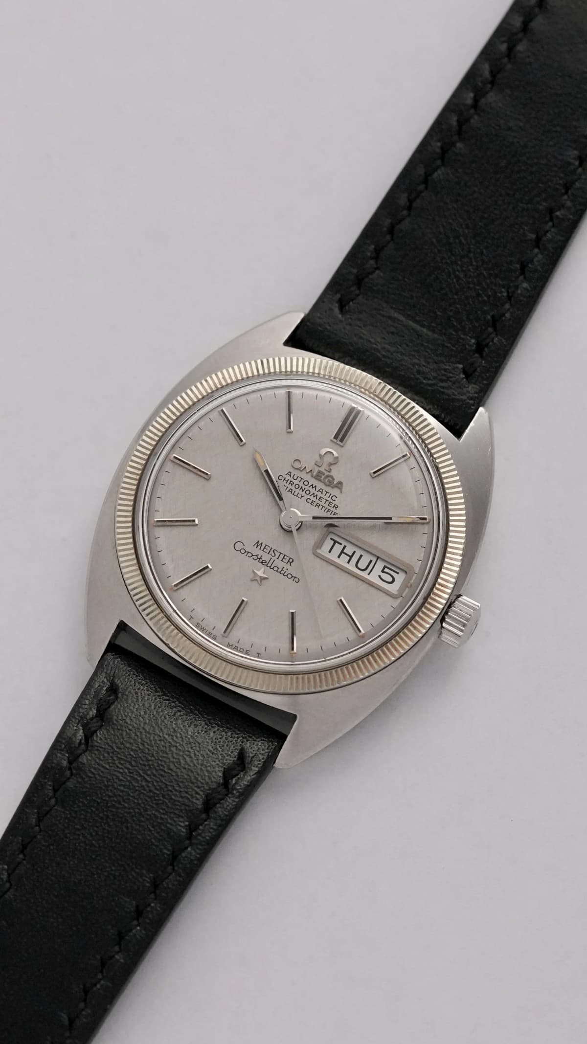 Thumb OMEGA Constellation C-shape 168.029 white gold bezel automatic 751 day date
