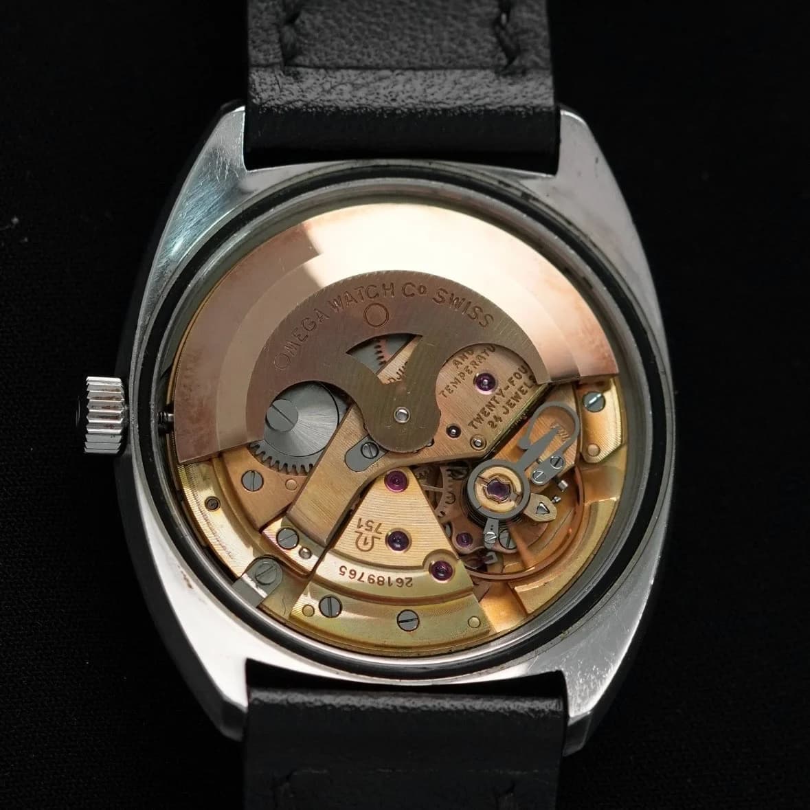 Thumb OMEGA Constellation C-shape 168.029 white gold bezel automatic 751 day date