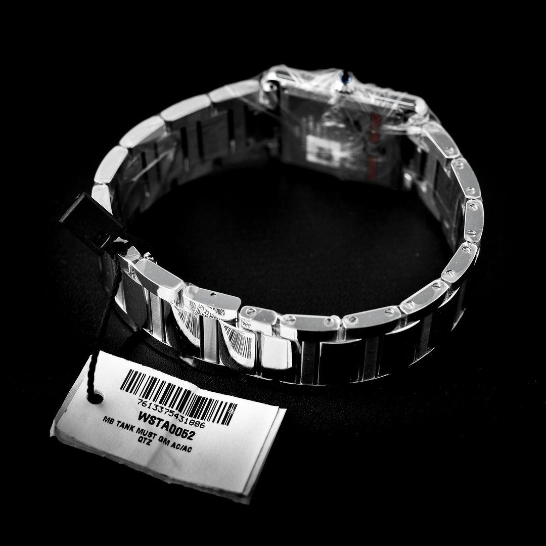 Thumb Tank Must Large Quartz Stainless Steel / Silver / Bracelet