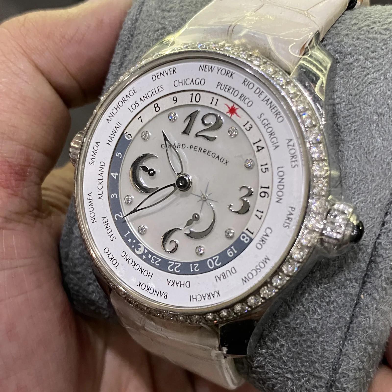 Thumb WW.TC Worldtimer Stainless Steel / White - Diamond