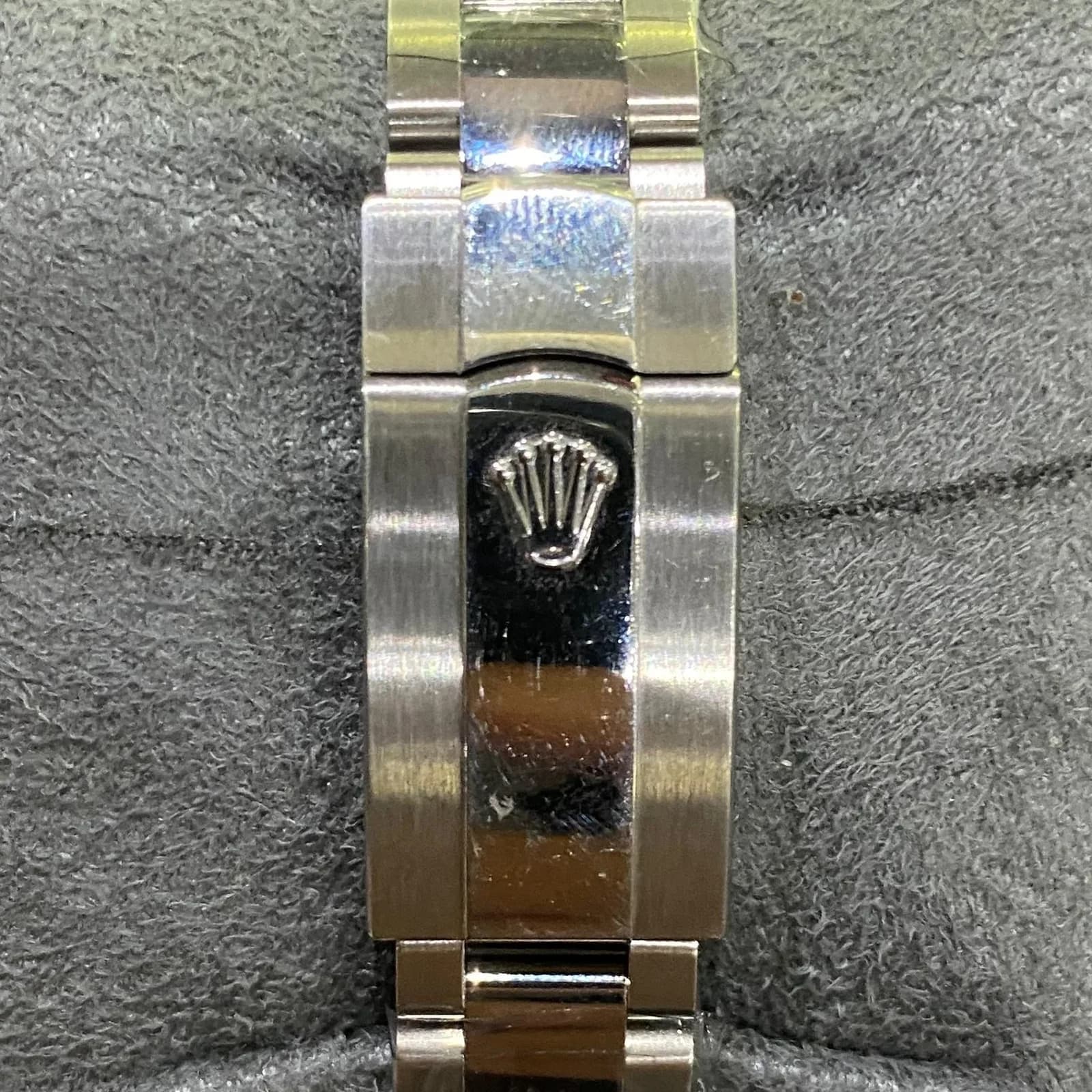 Thumb Datejust 31 Stainless Steel / Oyster / Black - Roman