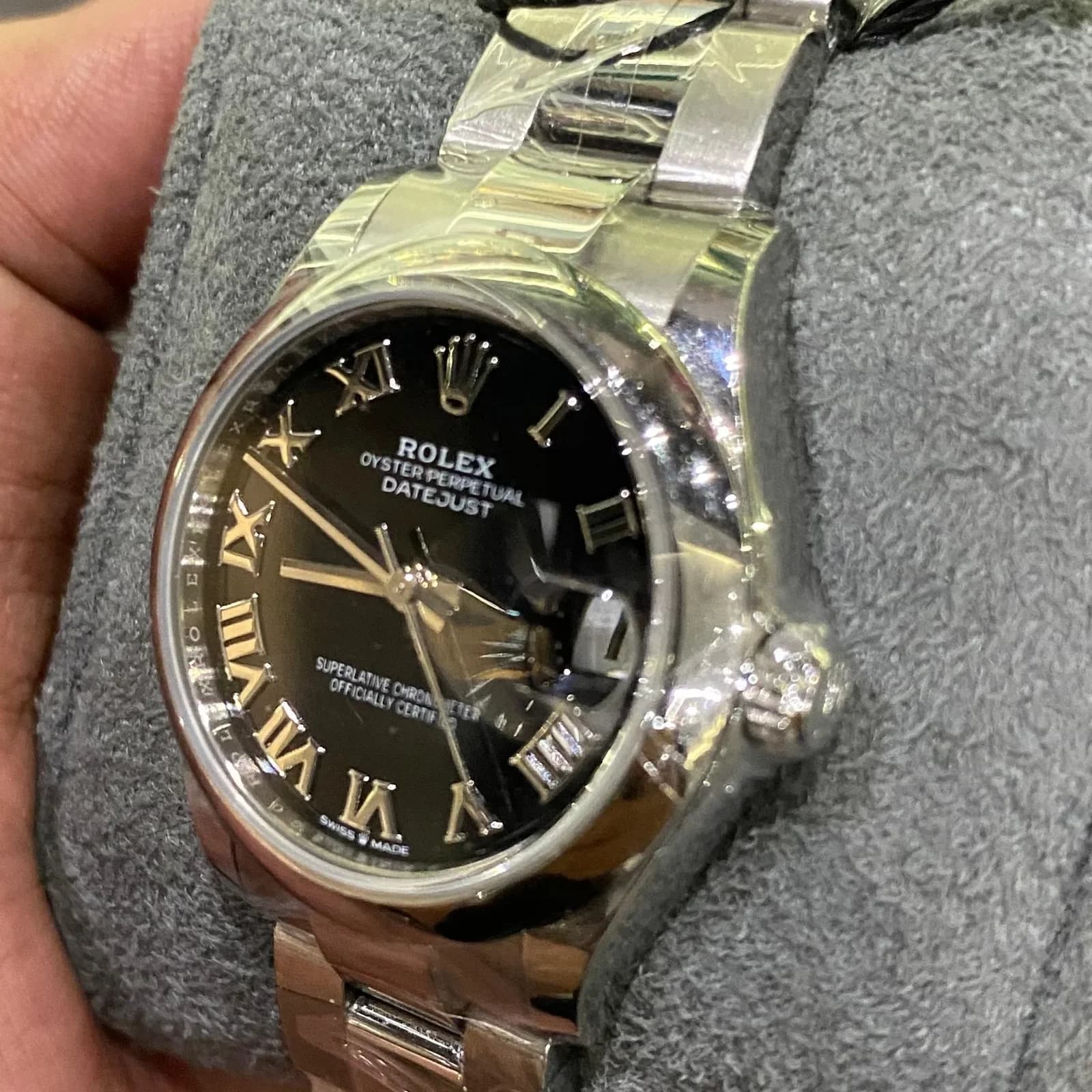 Thumb Datejust 31 Stainless Steel / Oyster / Black - Roman