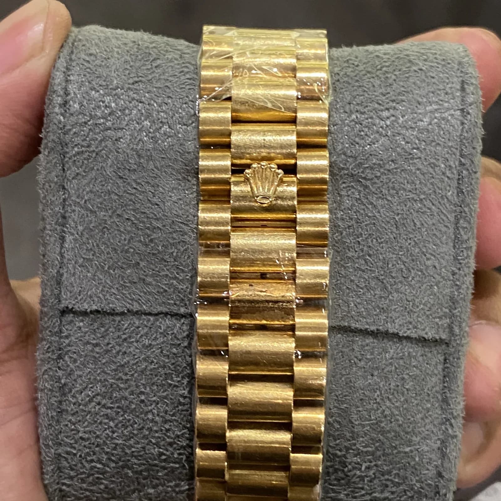 Thumb Day-Date 36 Yellow Gold Fluted / President / Champagne Diamonds