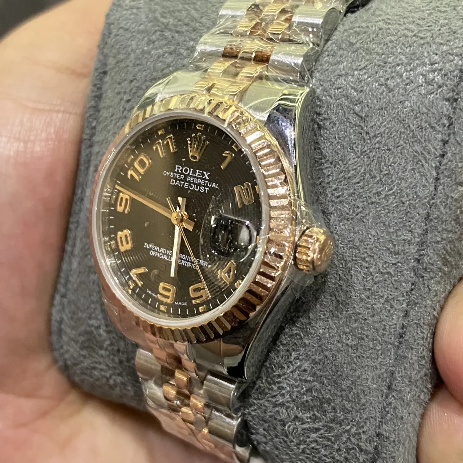 Thumb Datejust 31 Rolesor Everose Fluted / Jubilee / Black Roman