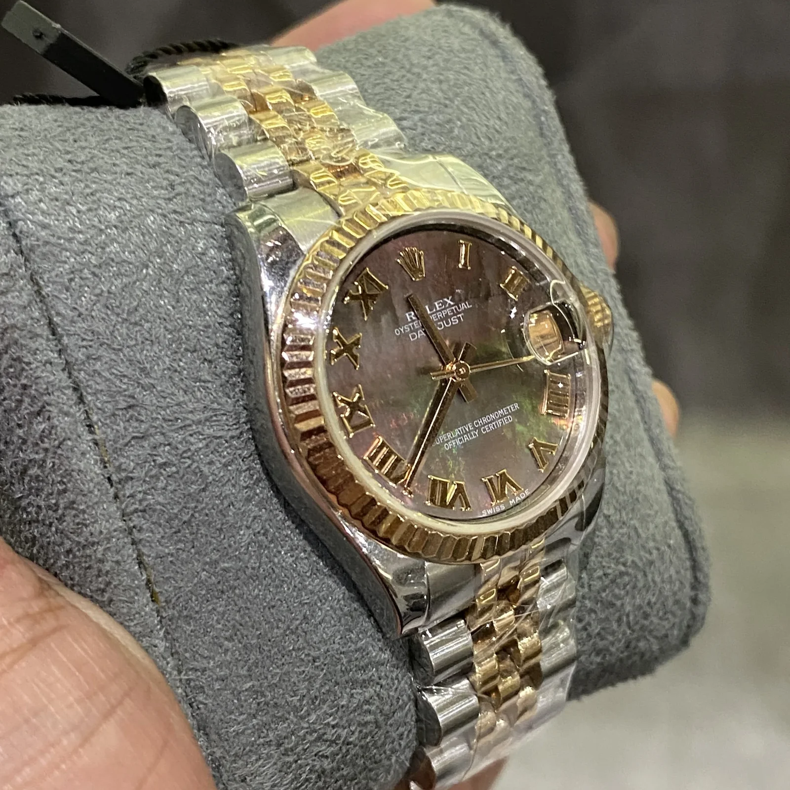 Thumb Datejust 31 Rolesor Everose Fluted / Jubilee / Black MOP Roman