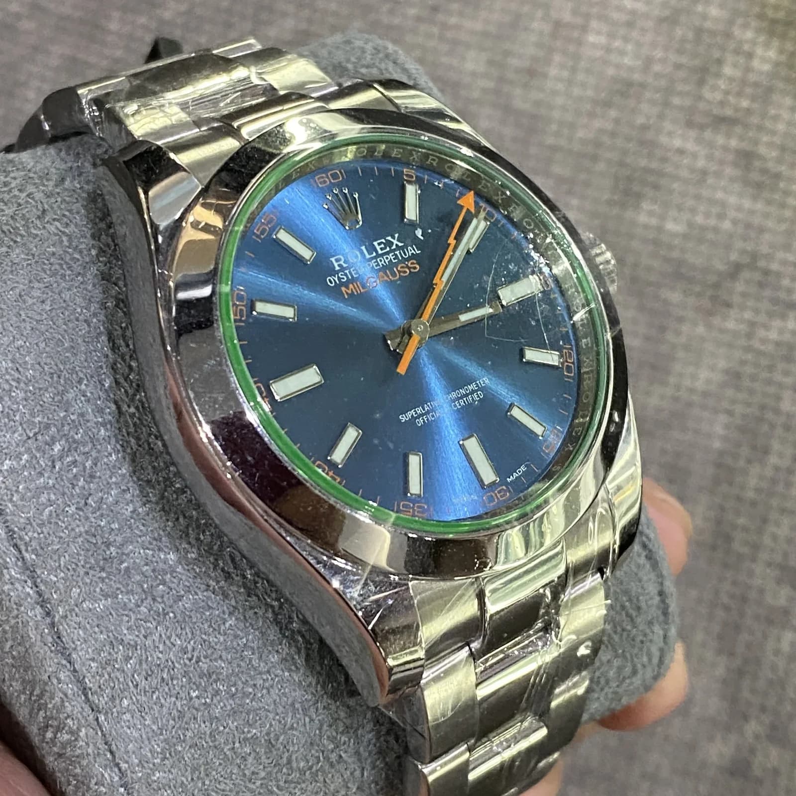 Thumb Milgauss GV Stainless Steel / Z-Blue