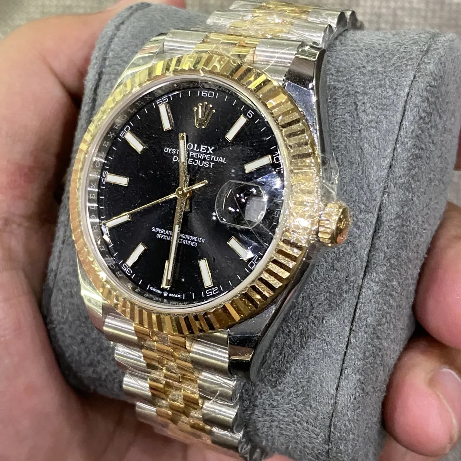 Thumb Datejust 41 Rolesor Yellow Fluted / Jubilee / Black