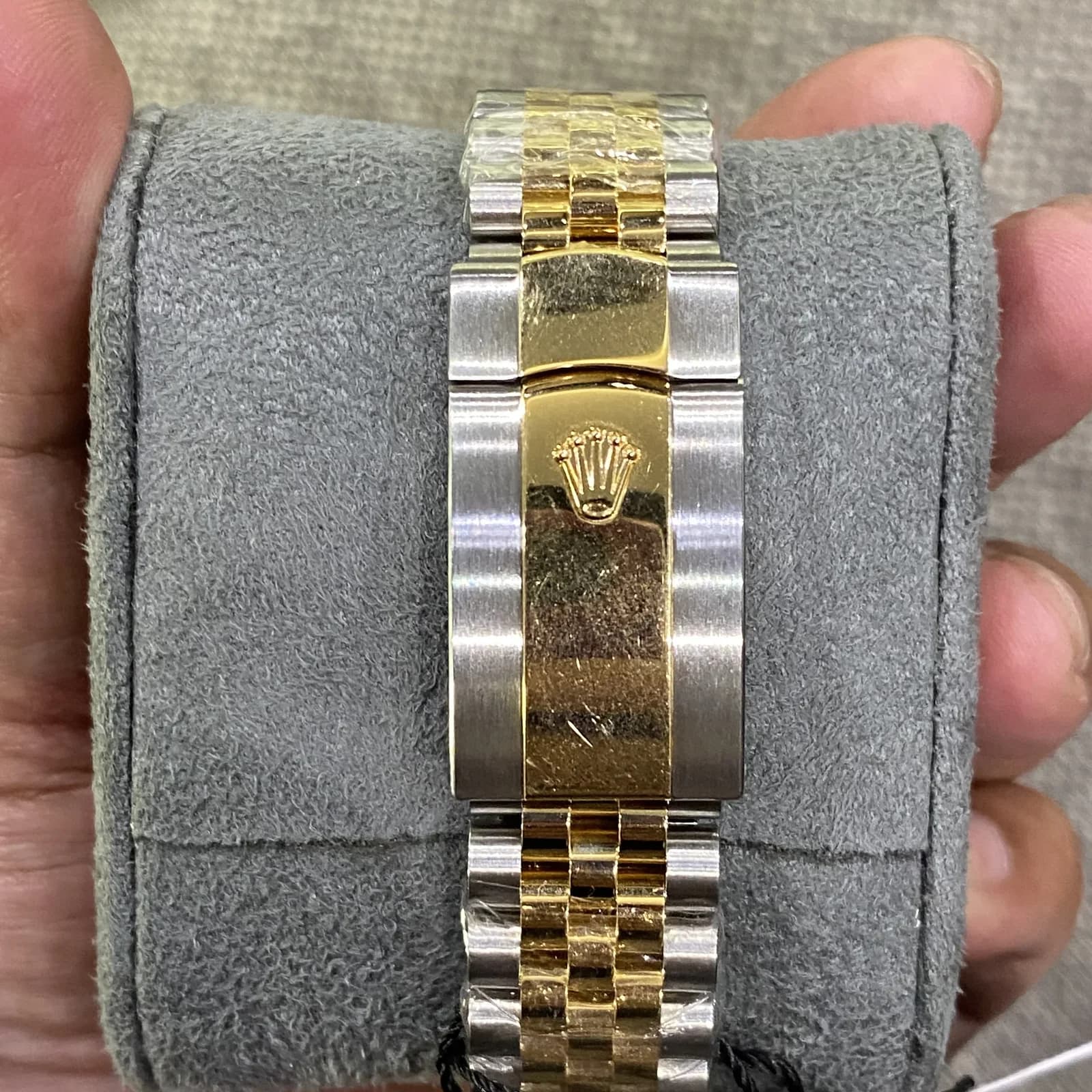 Thumb Datejust 41 Rolesor Yellow Fluted / Jubilee / Black